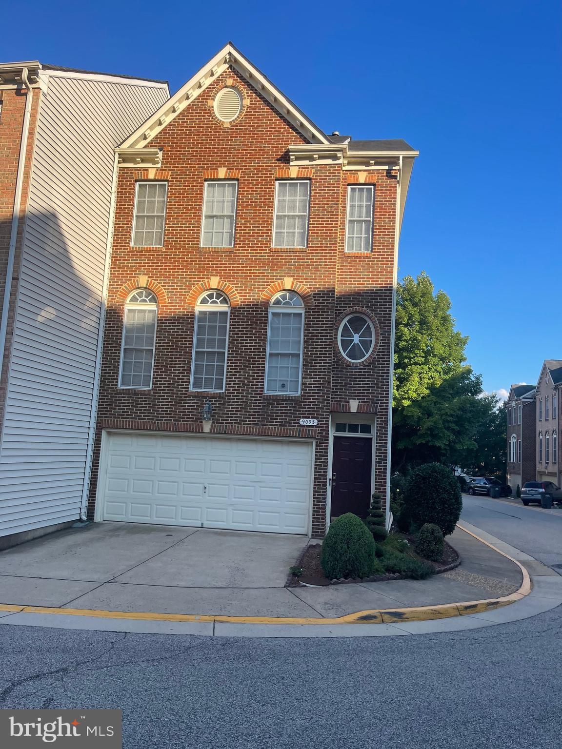 LAUREL CREST - Residential Lease