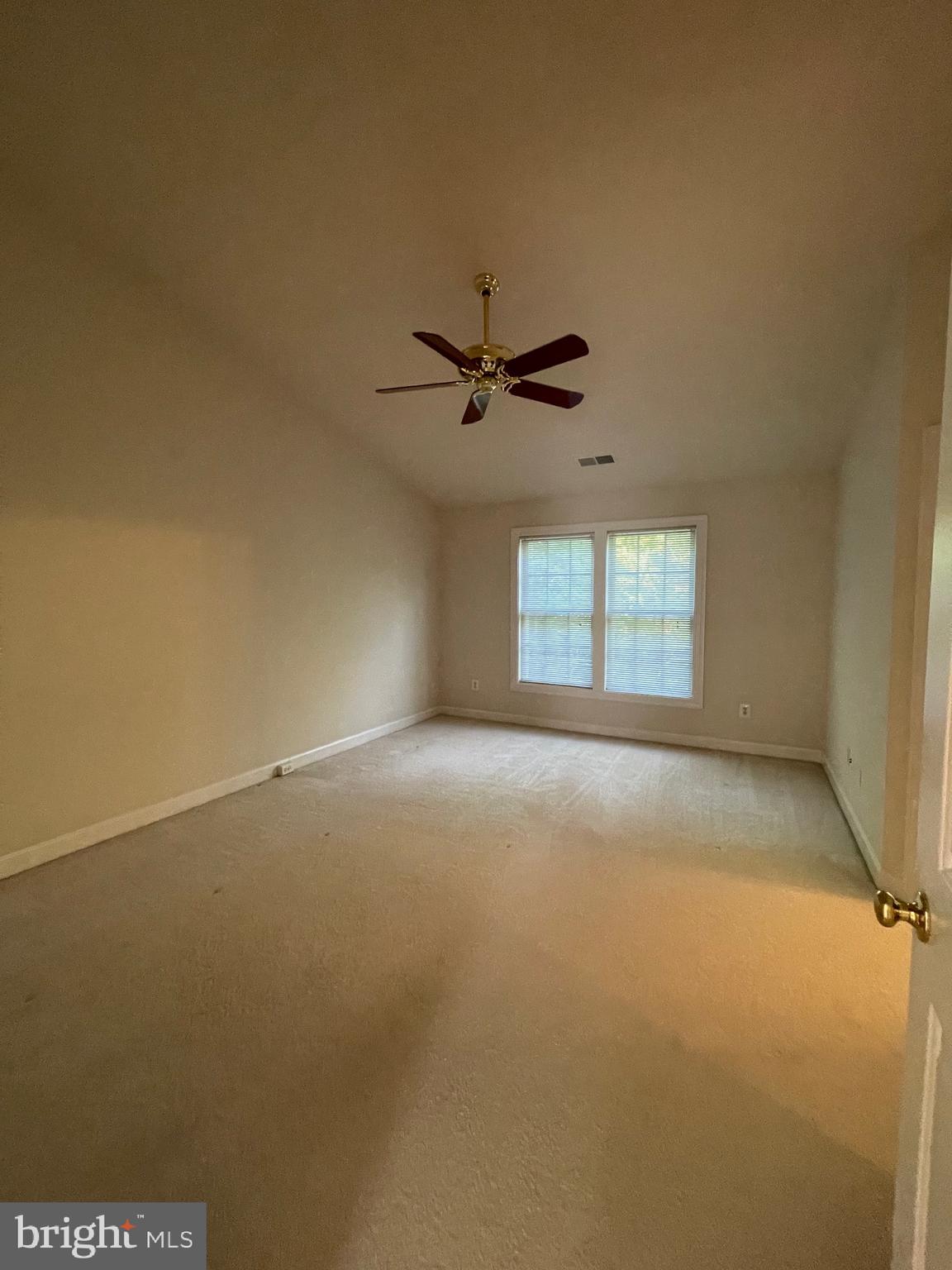 LAUREL CREST - Residential Lease