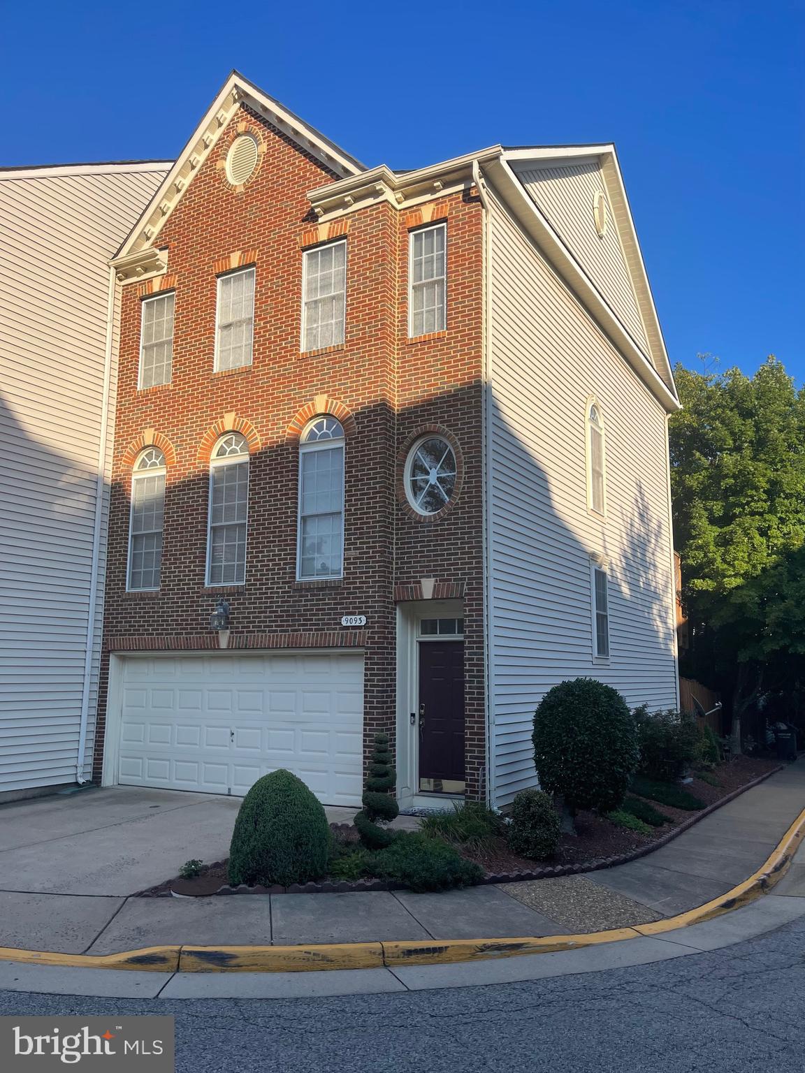 LAUREL CREST - Residential Lease