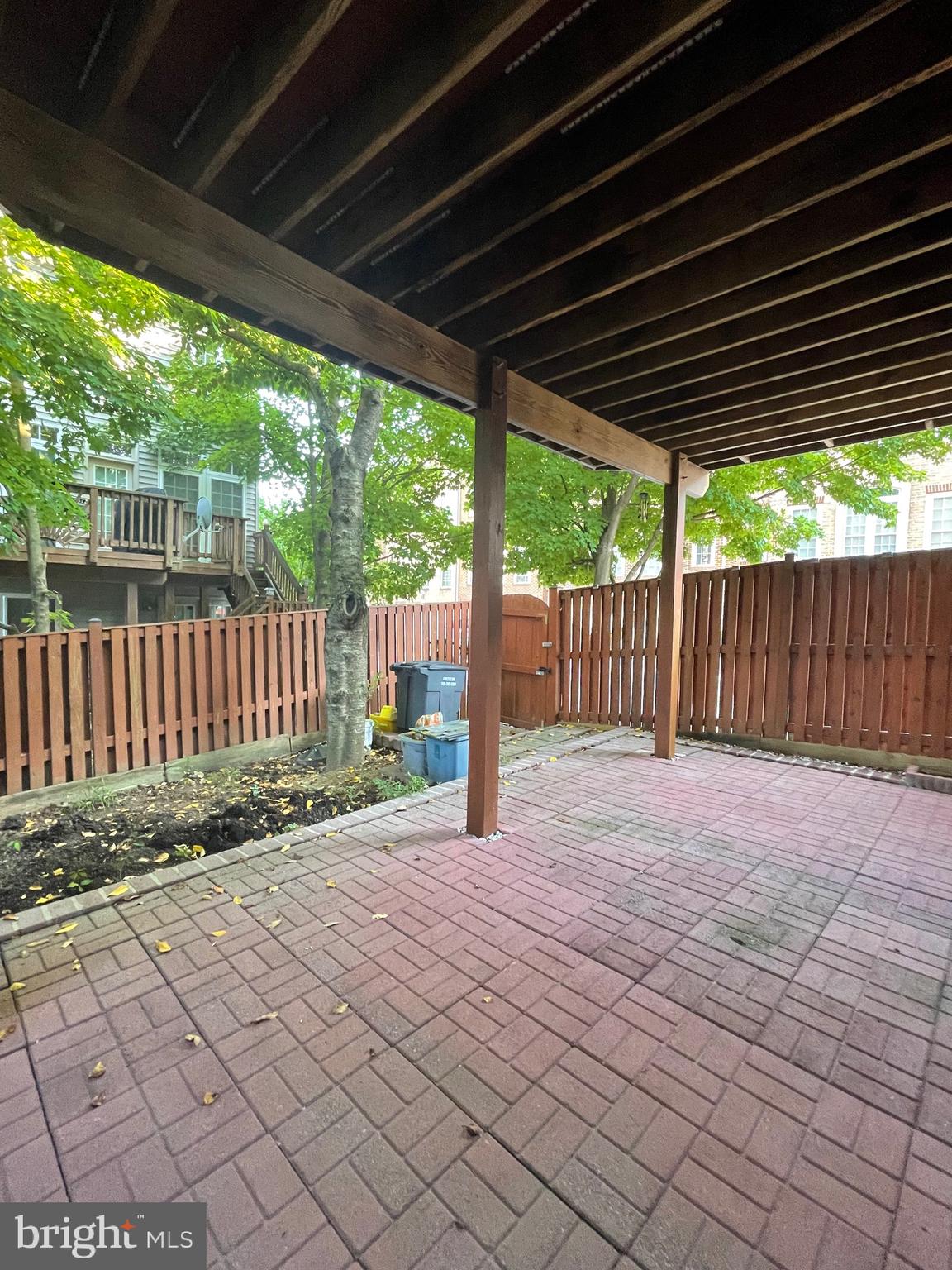 LAUREL CREST - Residential Lease