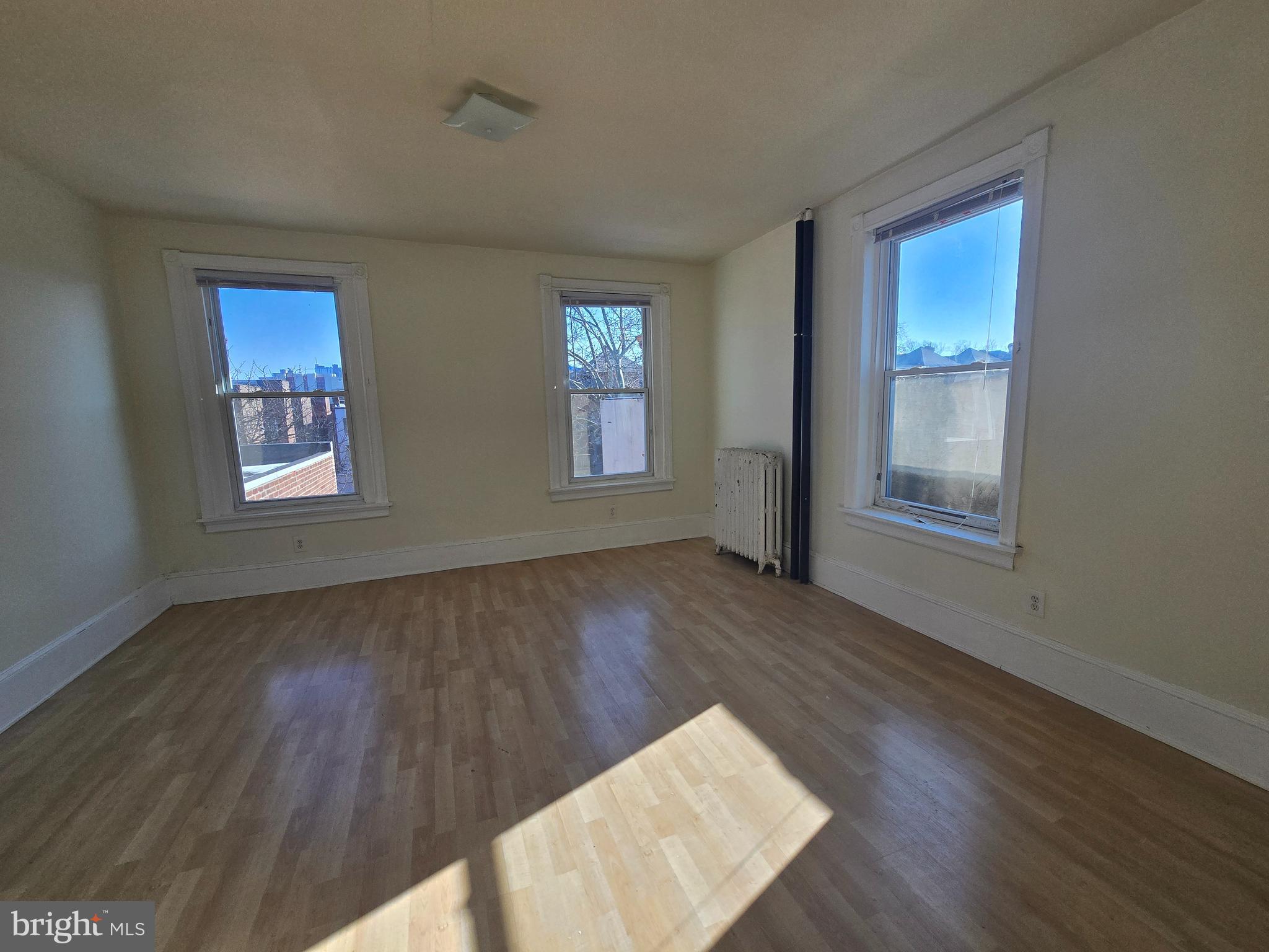 UNIVERSITY CITY - Residential Lease