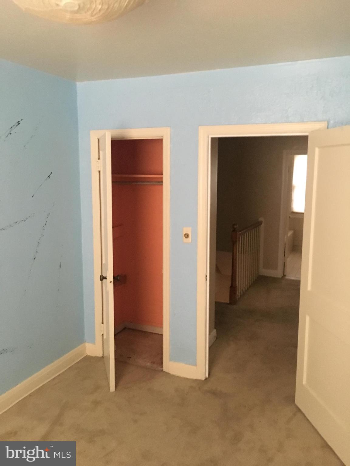 GLEN OAKS - Residential