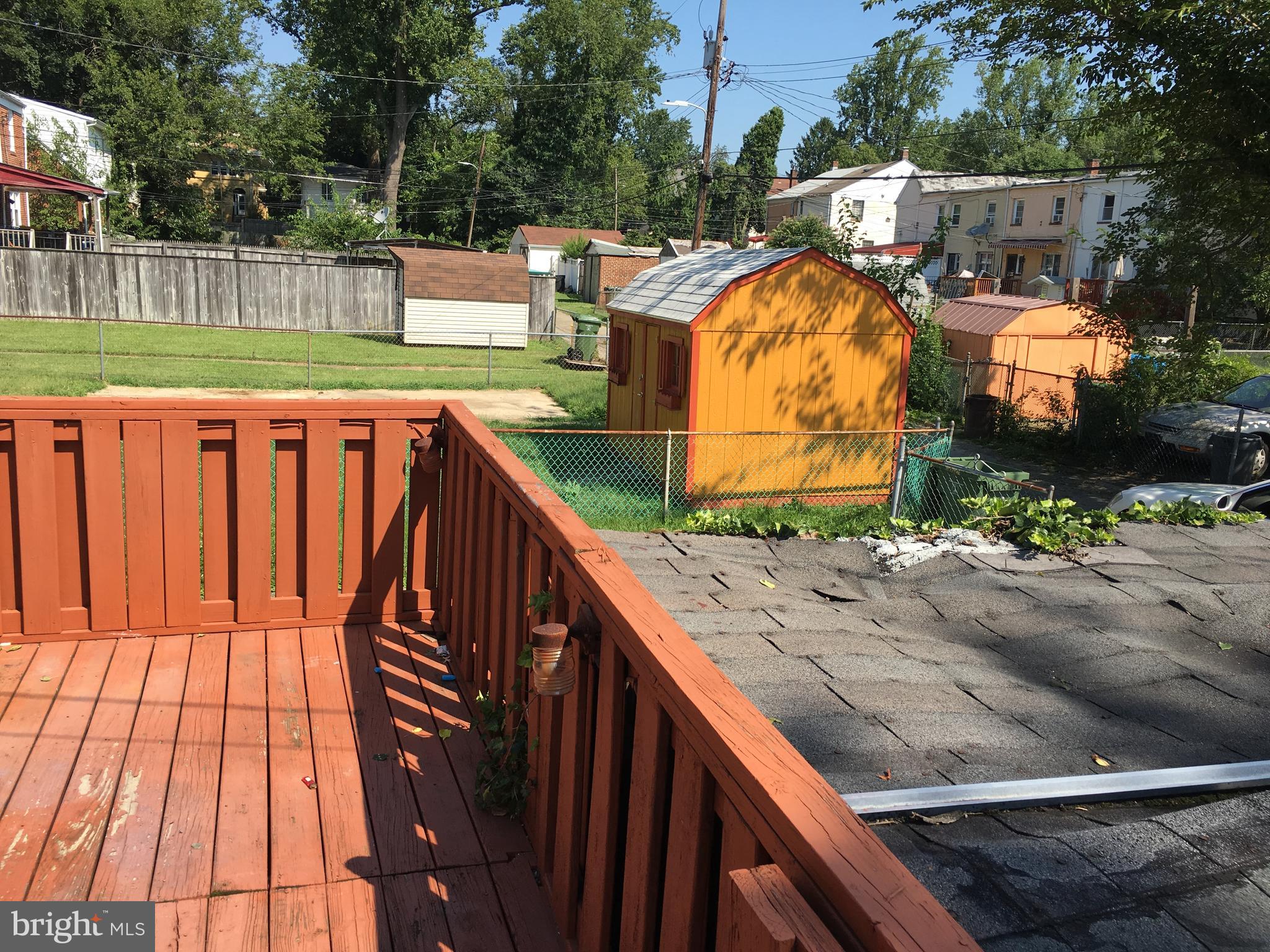 GLEN OAKS - Residential