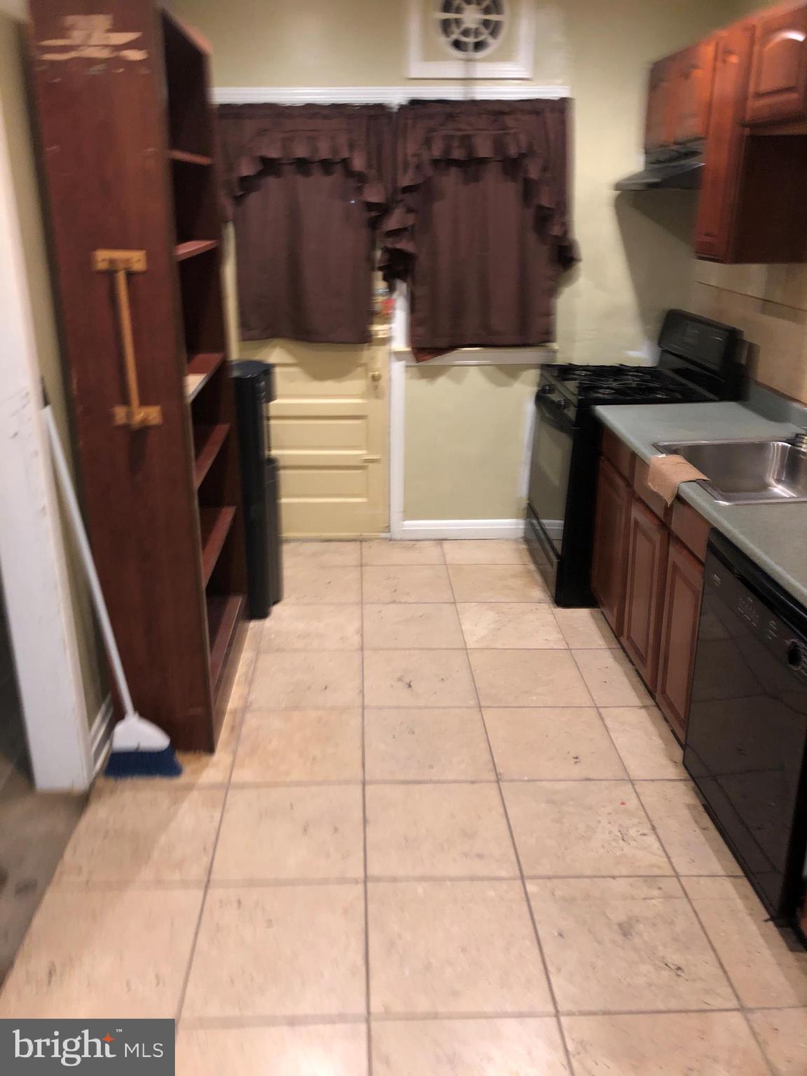 GLEN OAKS - Residential