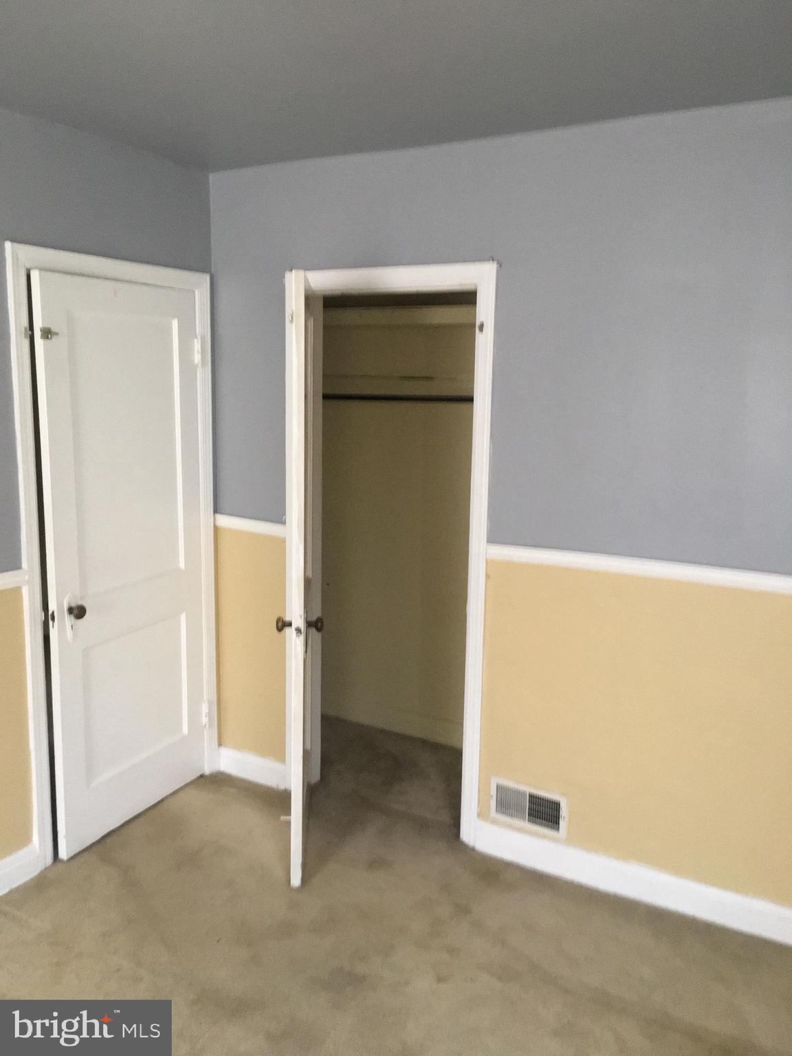 GLEN OAKS - Residential