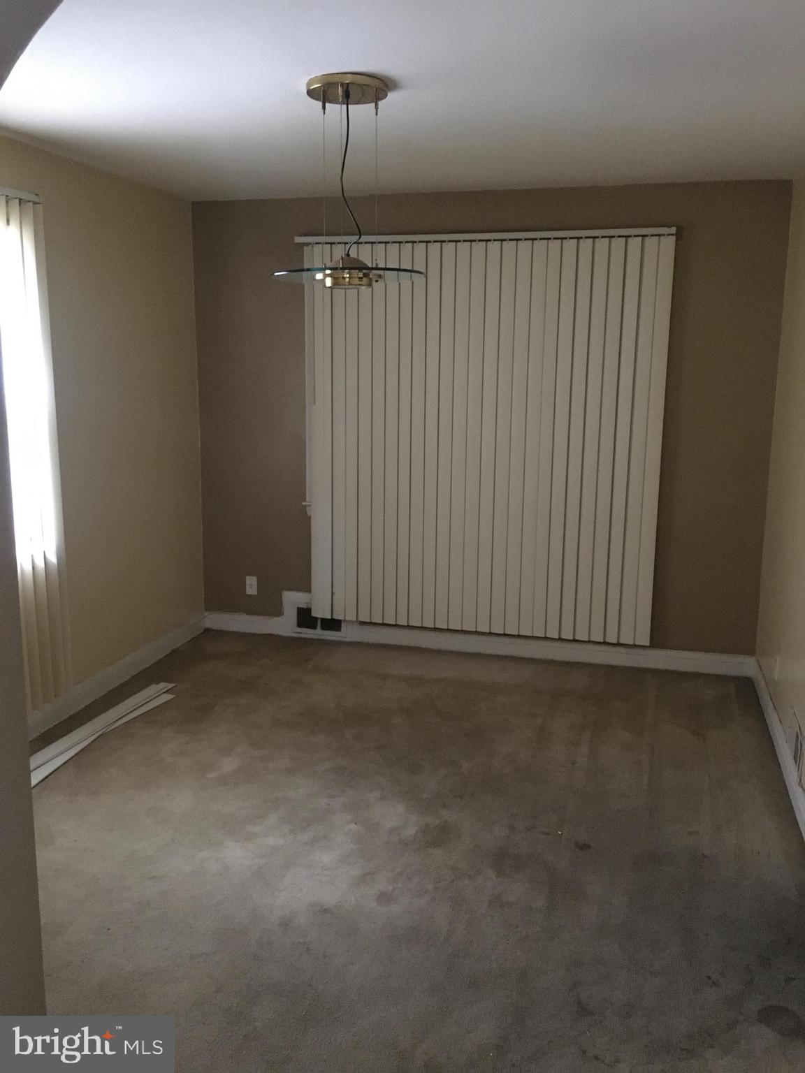 GLEN OAKS - Residential