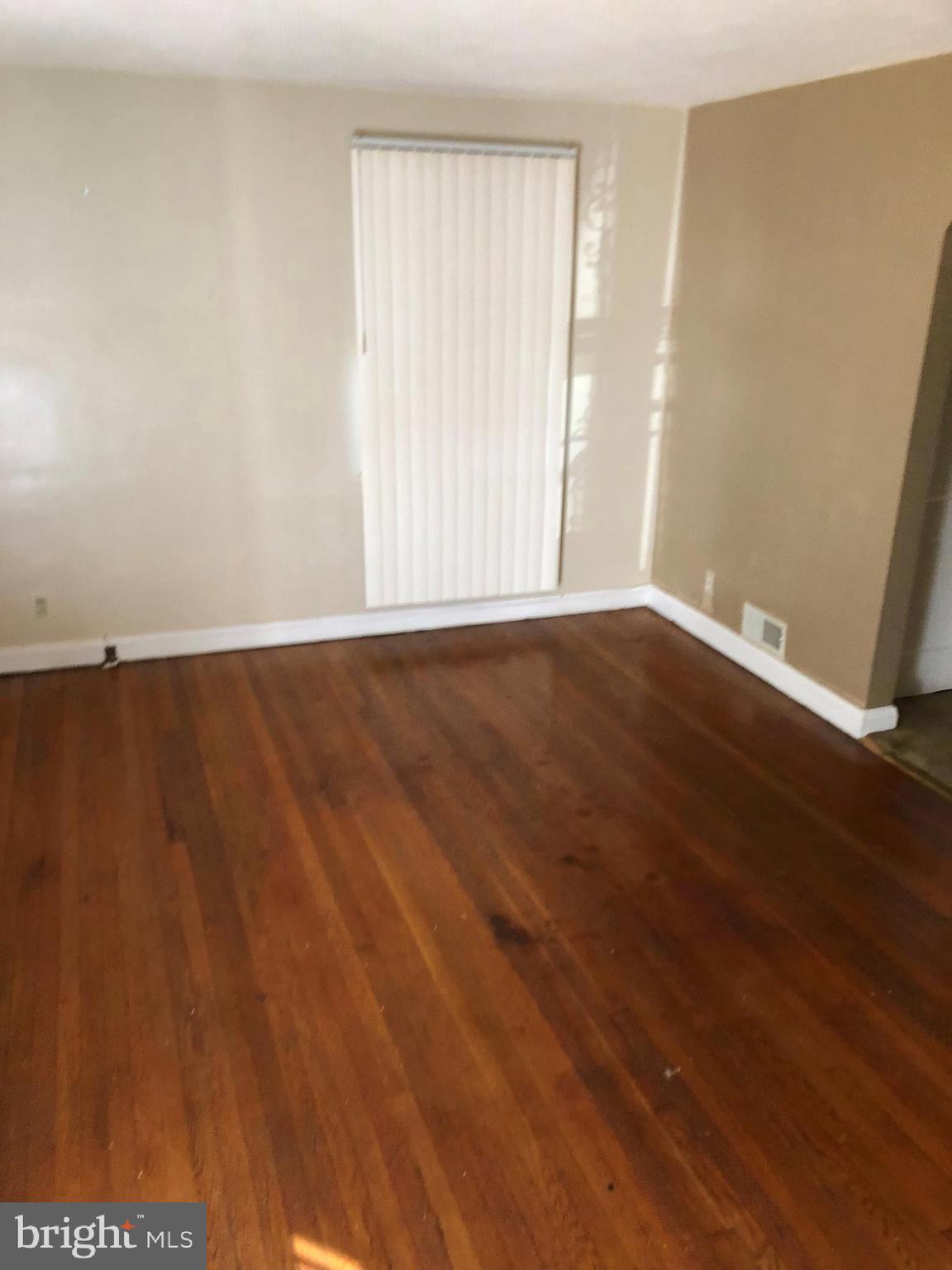 GLEN OAKS - Residential