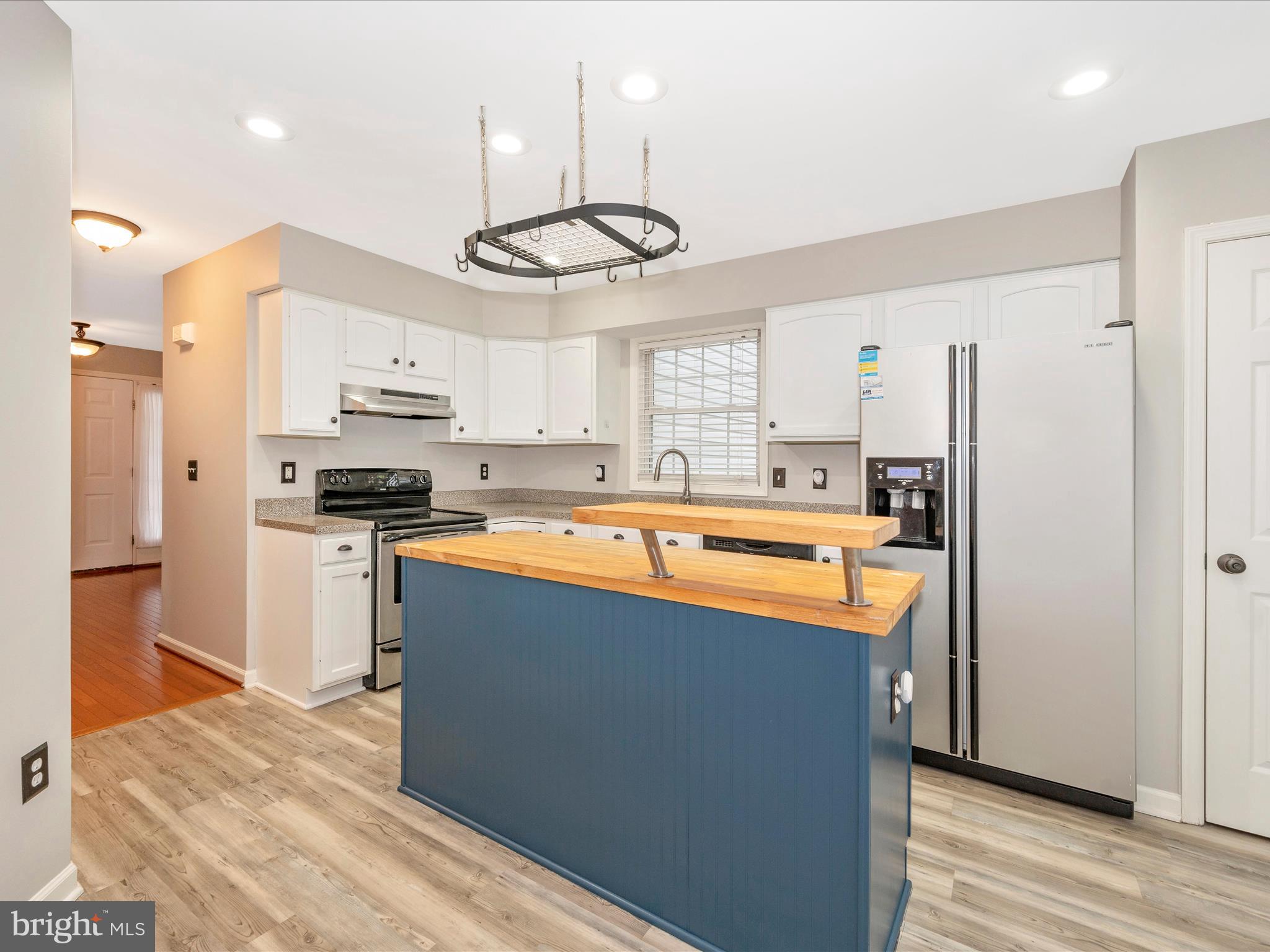 SUMMIT FARMS - Residential