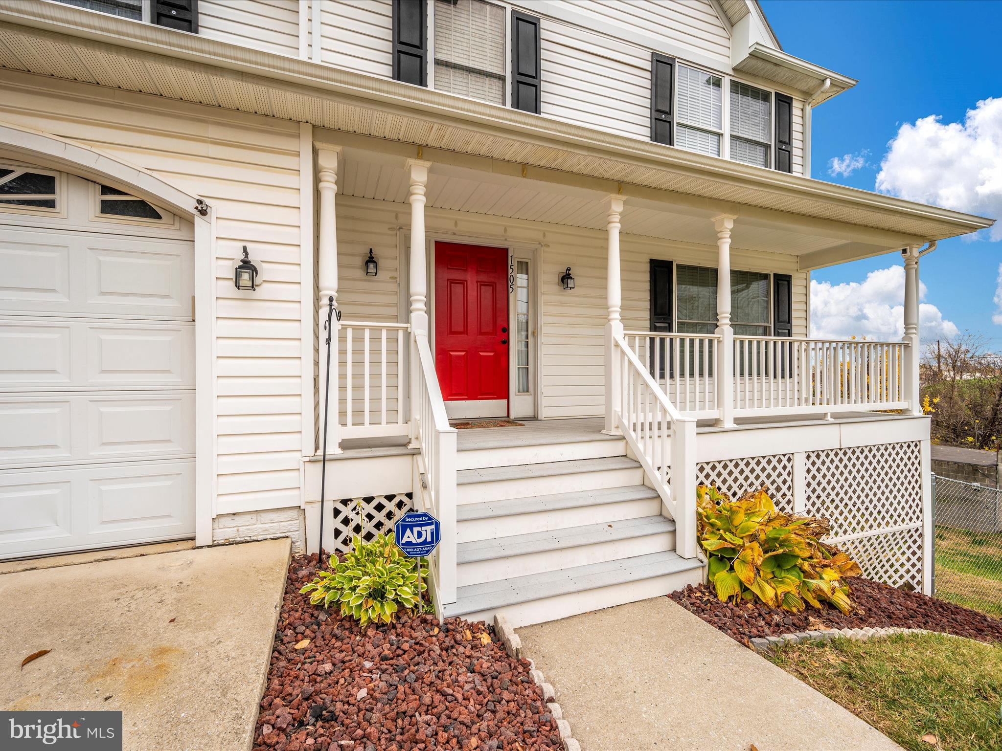 SUMMIT FARMS - Residential