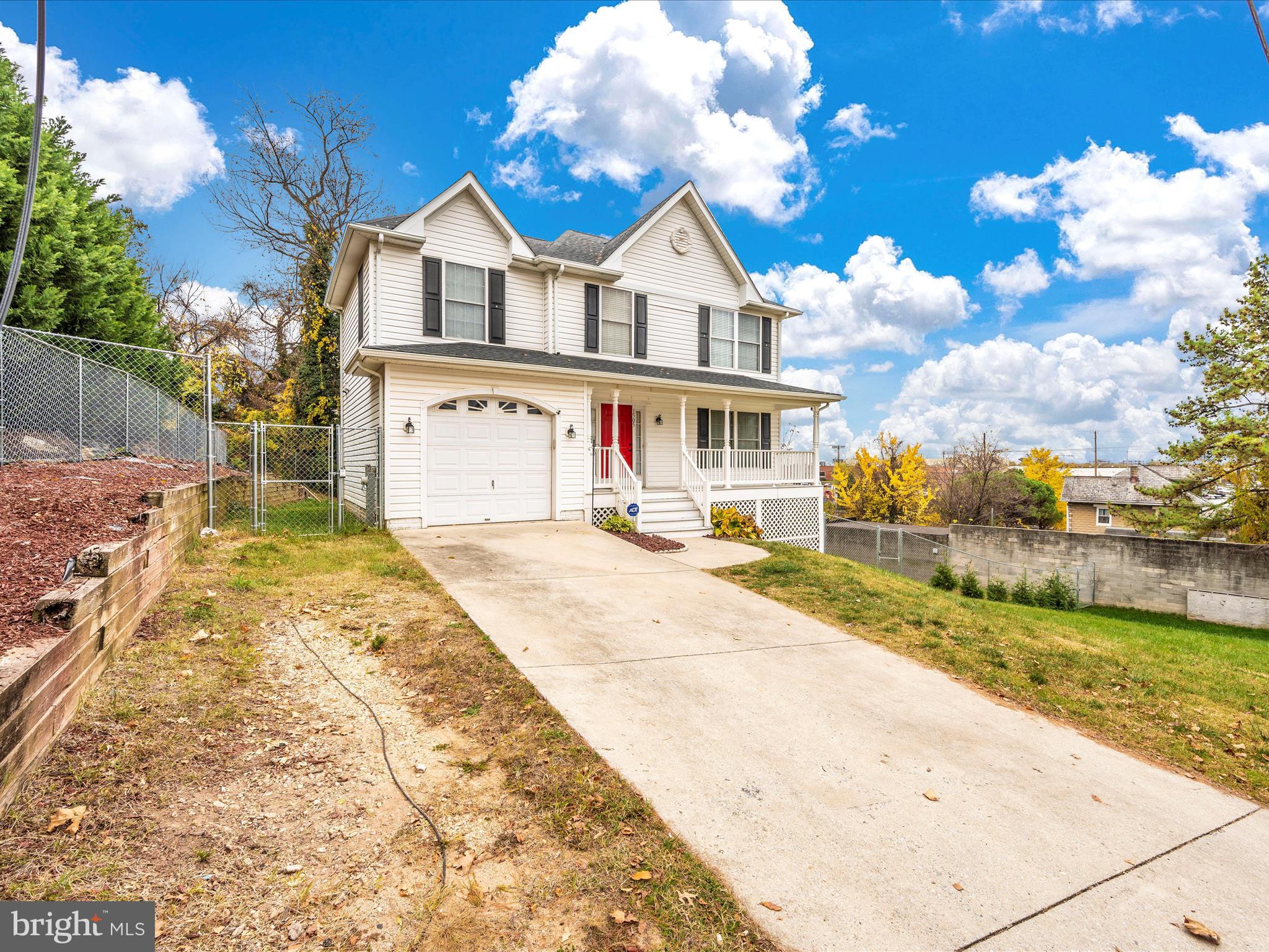 SUMMIT FARMS - Residential