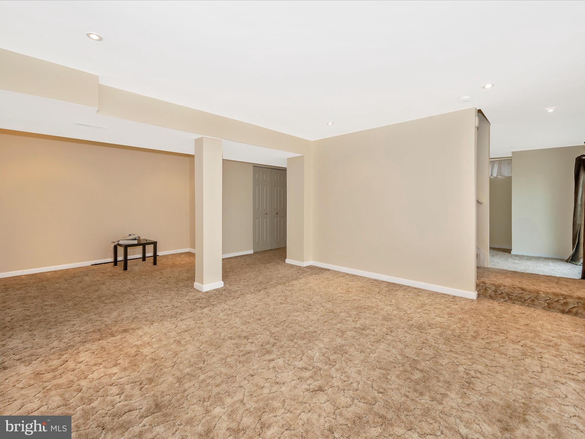 SUMMIT FARMS - Residential