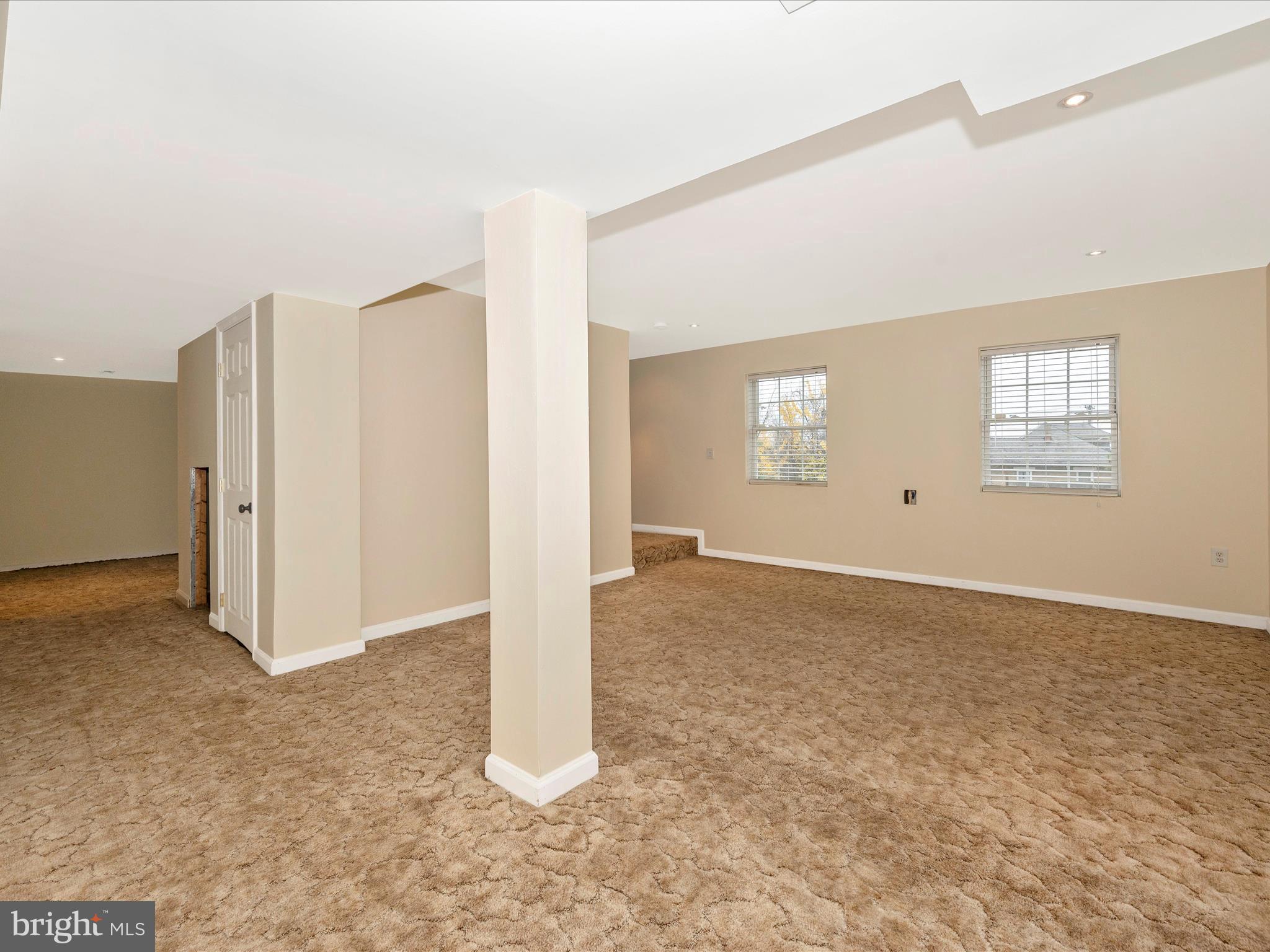 SUMMIT FARMS - Residential