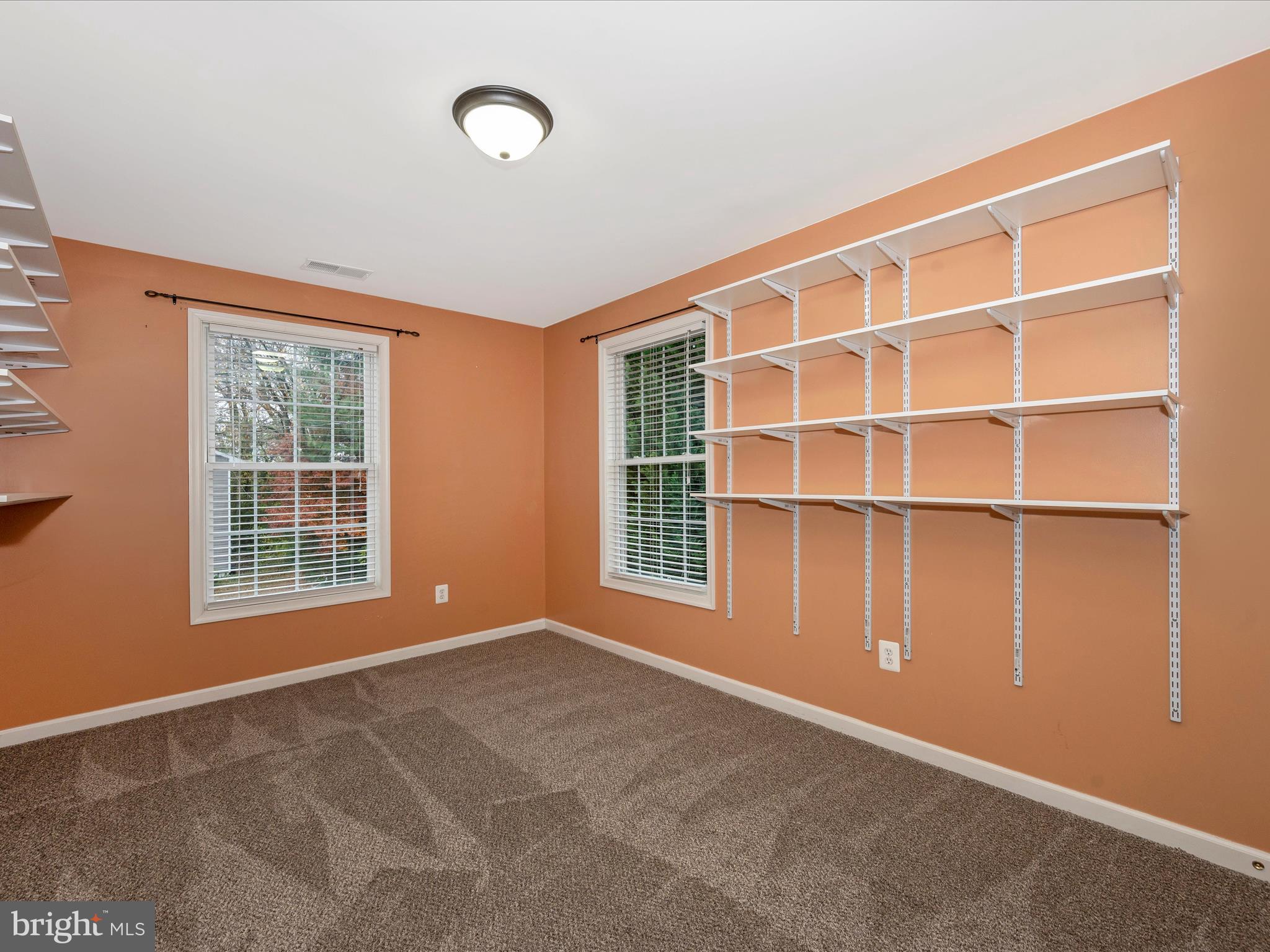 SUMMIT FARMS - Residential