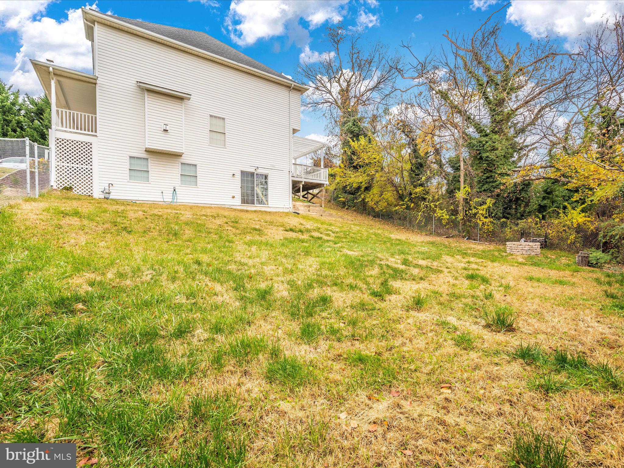 SUMMIT FARMS - Residential