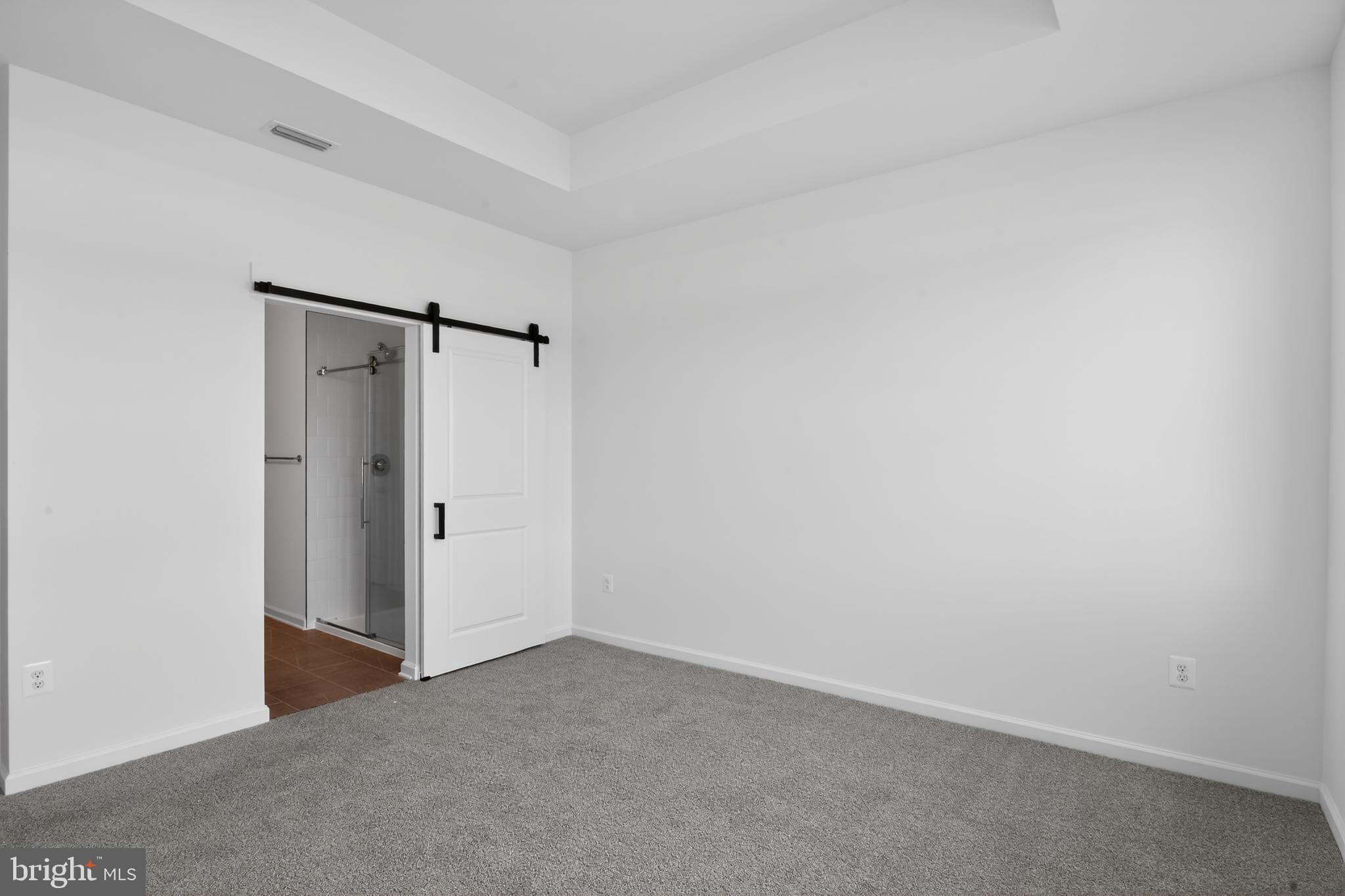 ADMIRAL'S LANDING - Residential