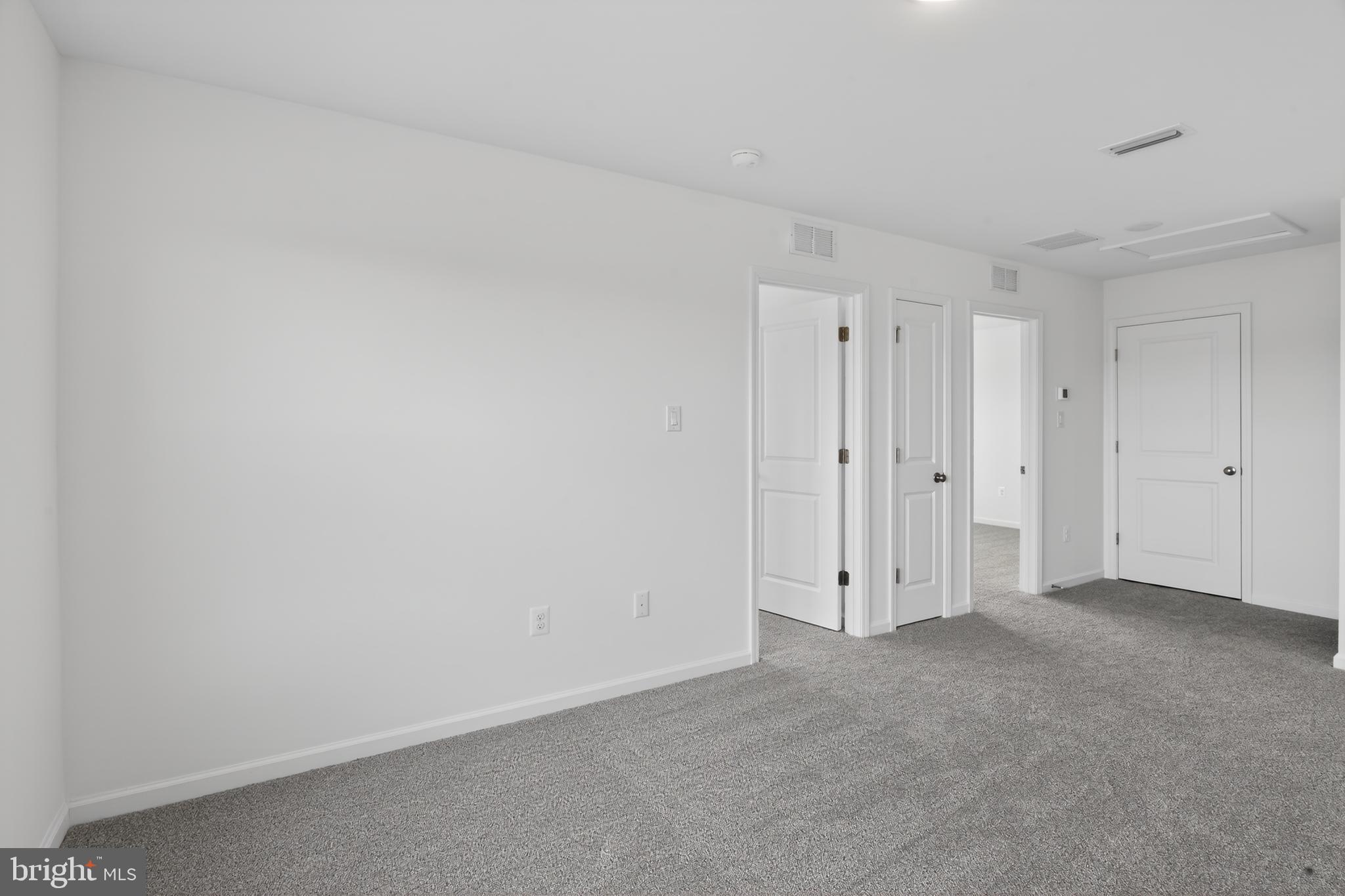 ADMIRAL'S LANDING - Residential