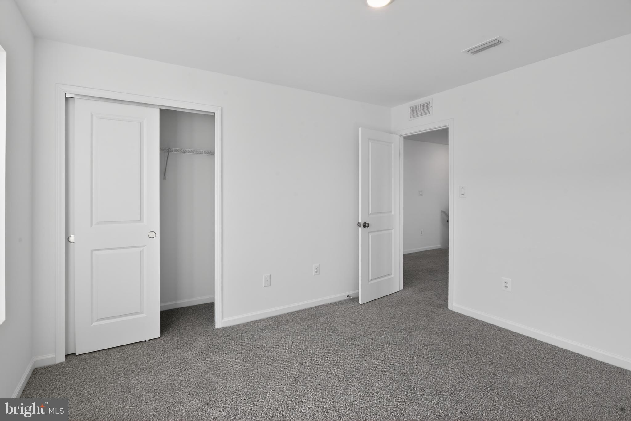 ADMIRAL'S LANDING - Residential