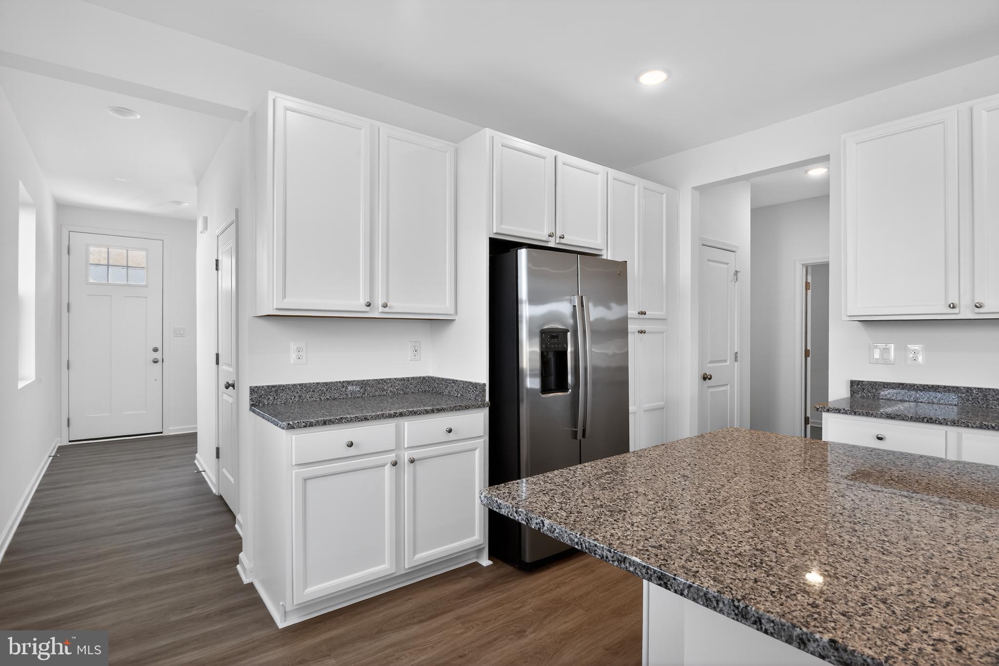 ADMIRAL'S LANDING - Residential