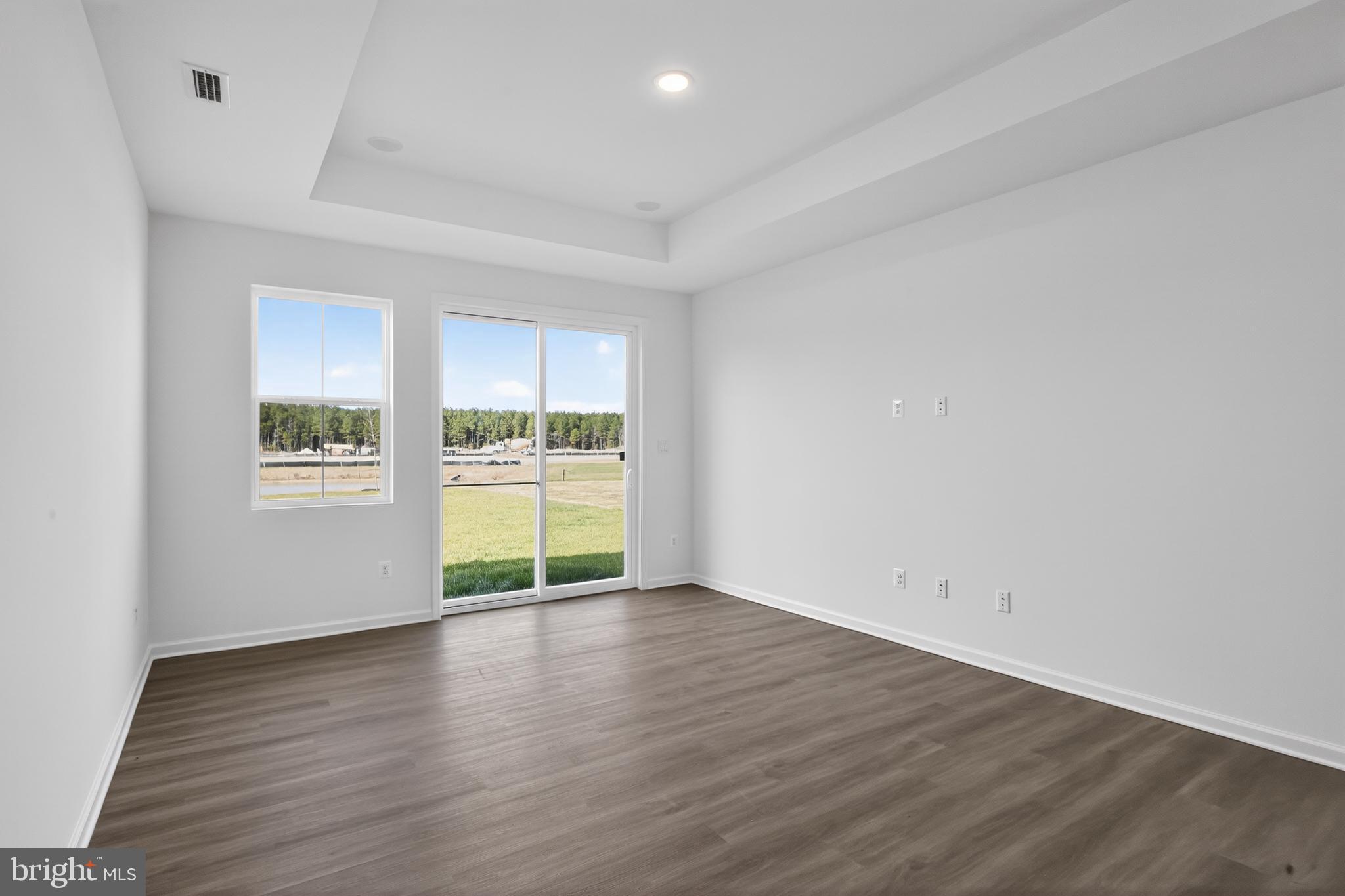 ADMIRAL'S LANDING - Residential