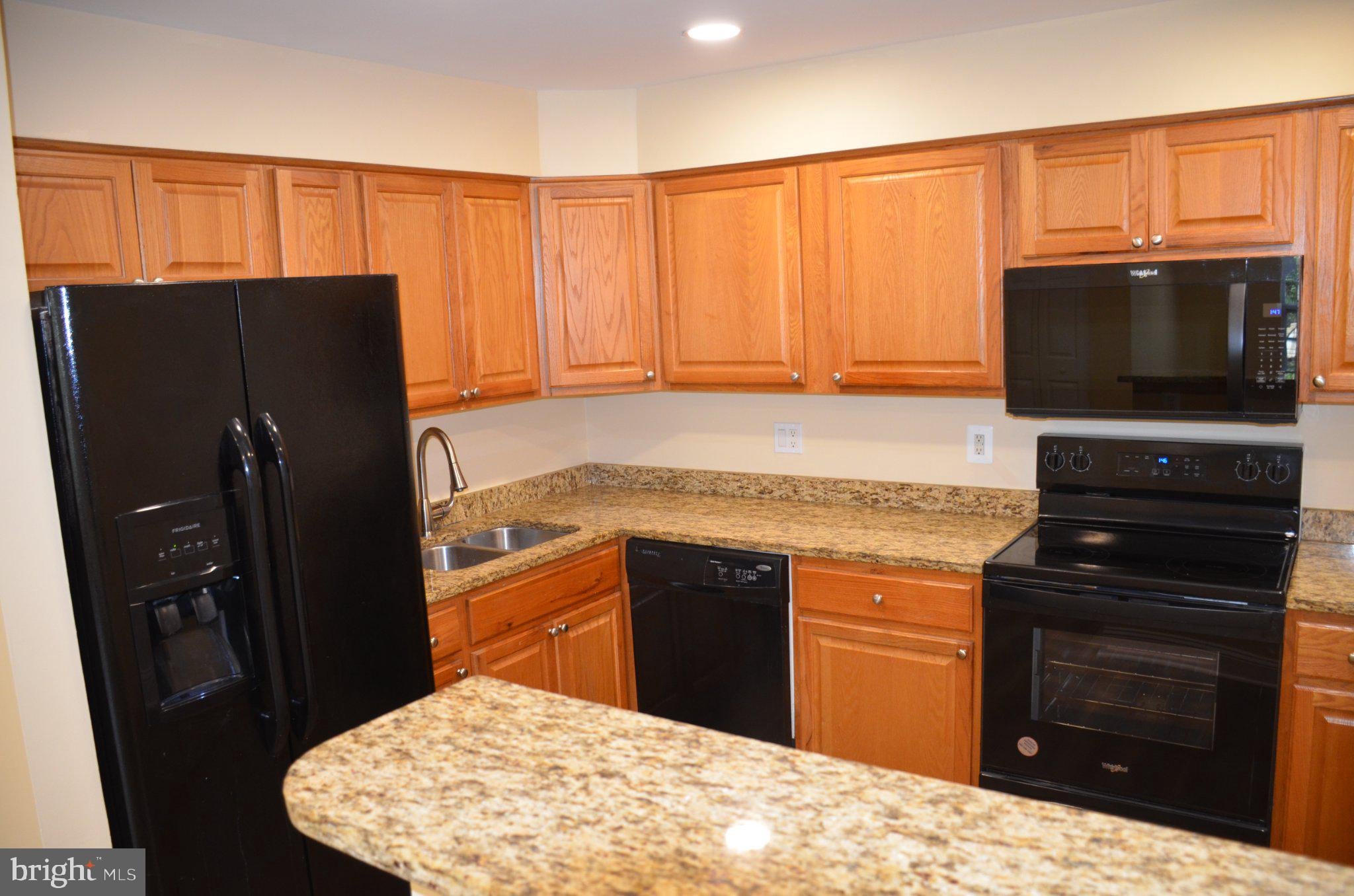 8776 GRASMERE COURT
