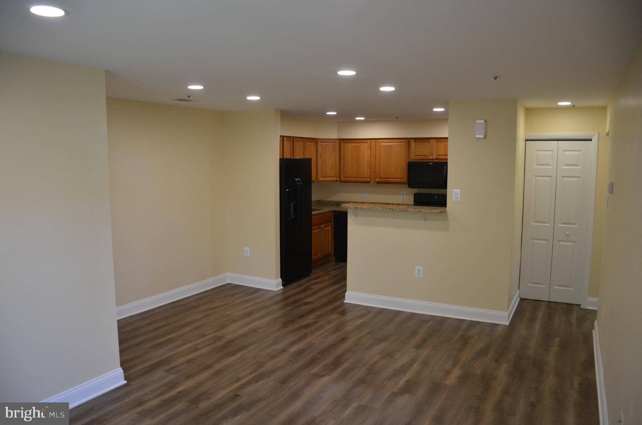 8776 GRASMERE COURT