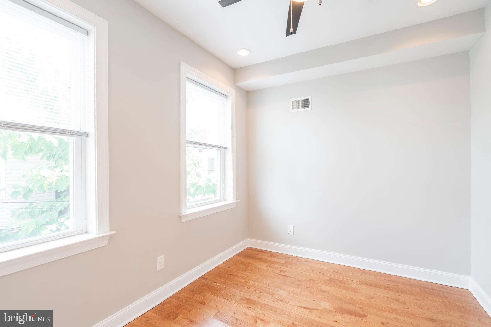 PHILADELPHIA - Residential