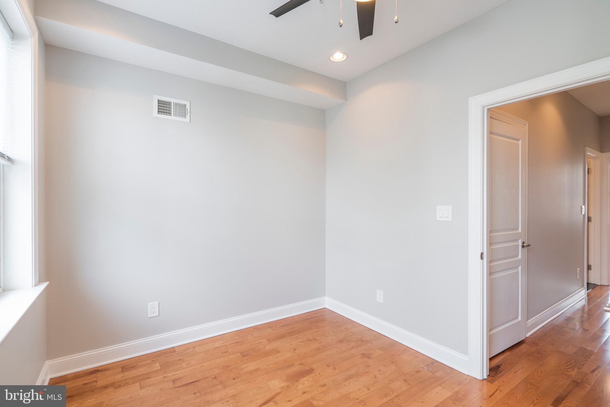 PHILADELPHIA - Residential