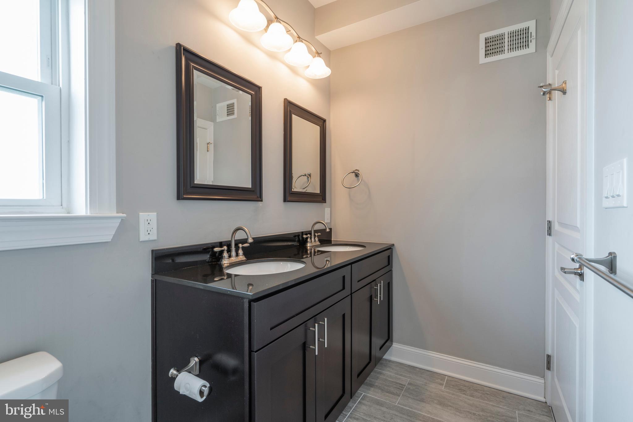 PHILADELPHIA - Residential