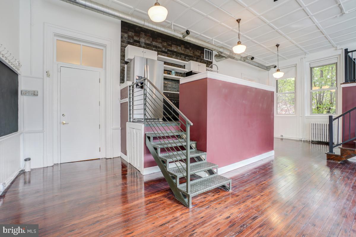 1375 MARYLAND AVENUE NE F