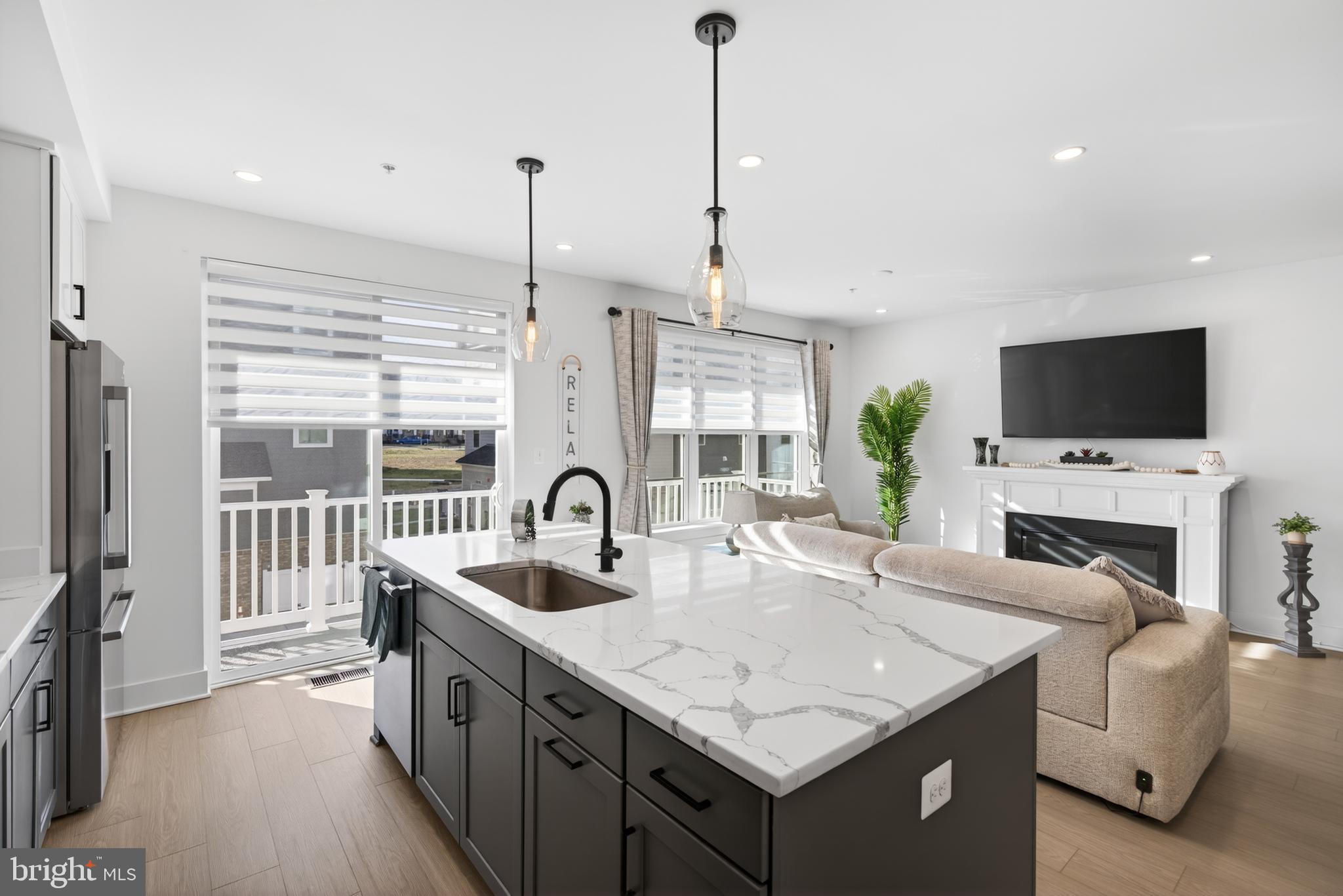 THE GROVE - Residential