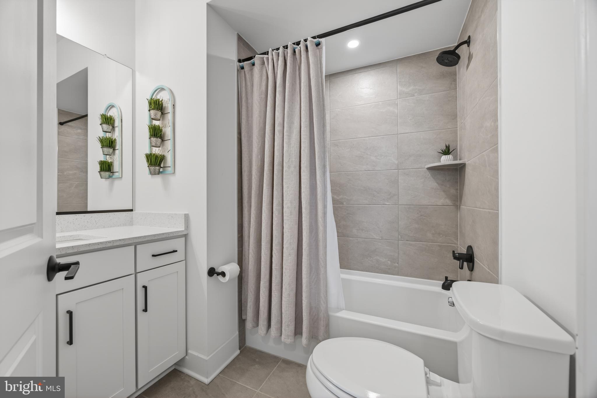 THE GROVE - Residential