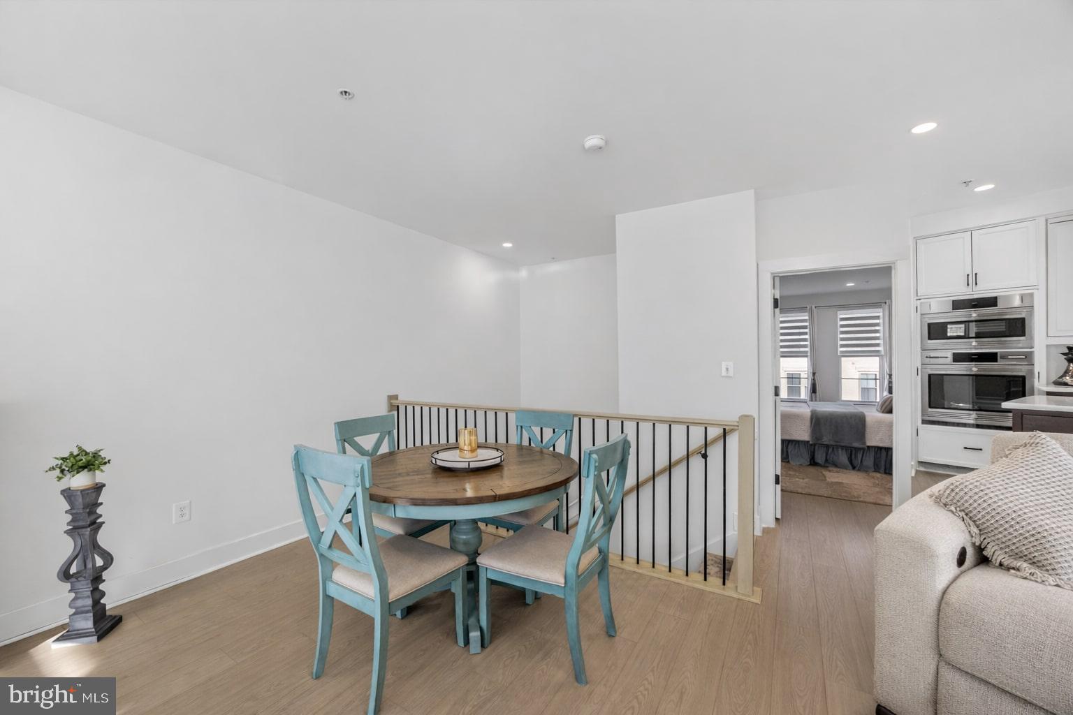 THE GROVE - Residential