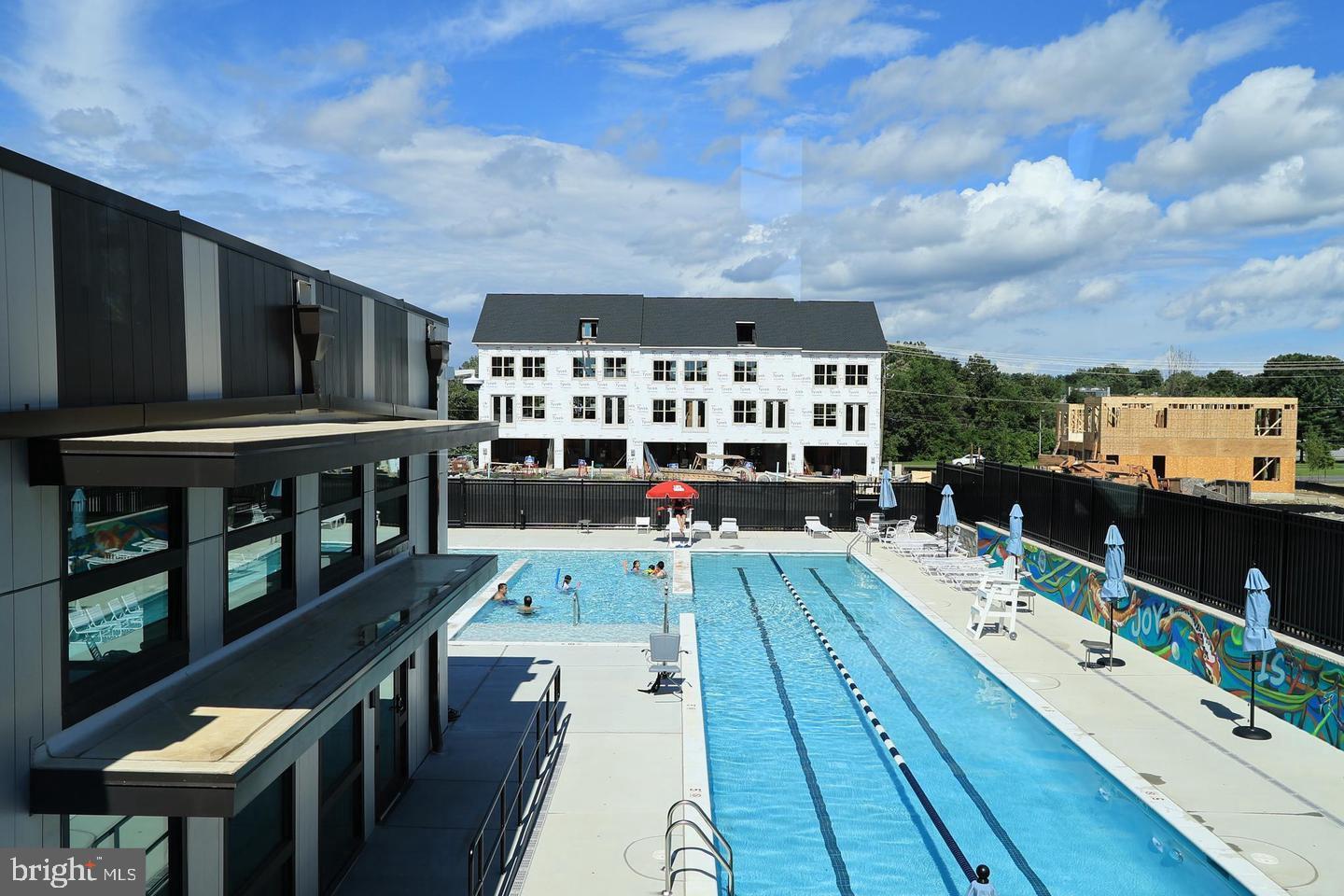 THE GROVE - Residential