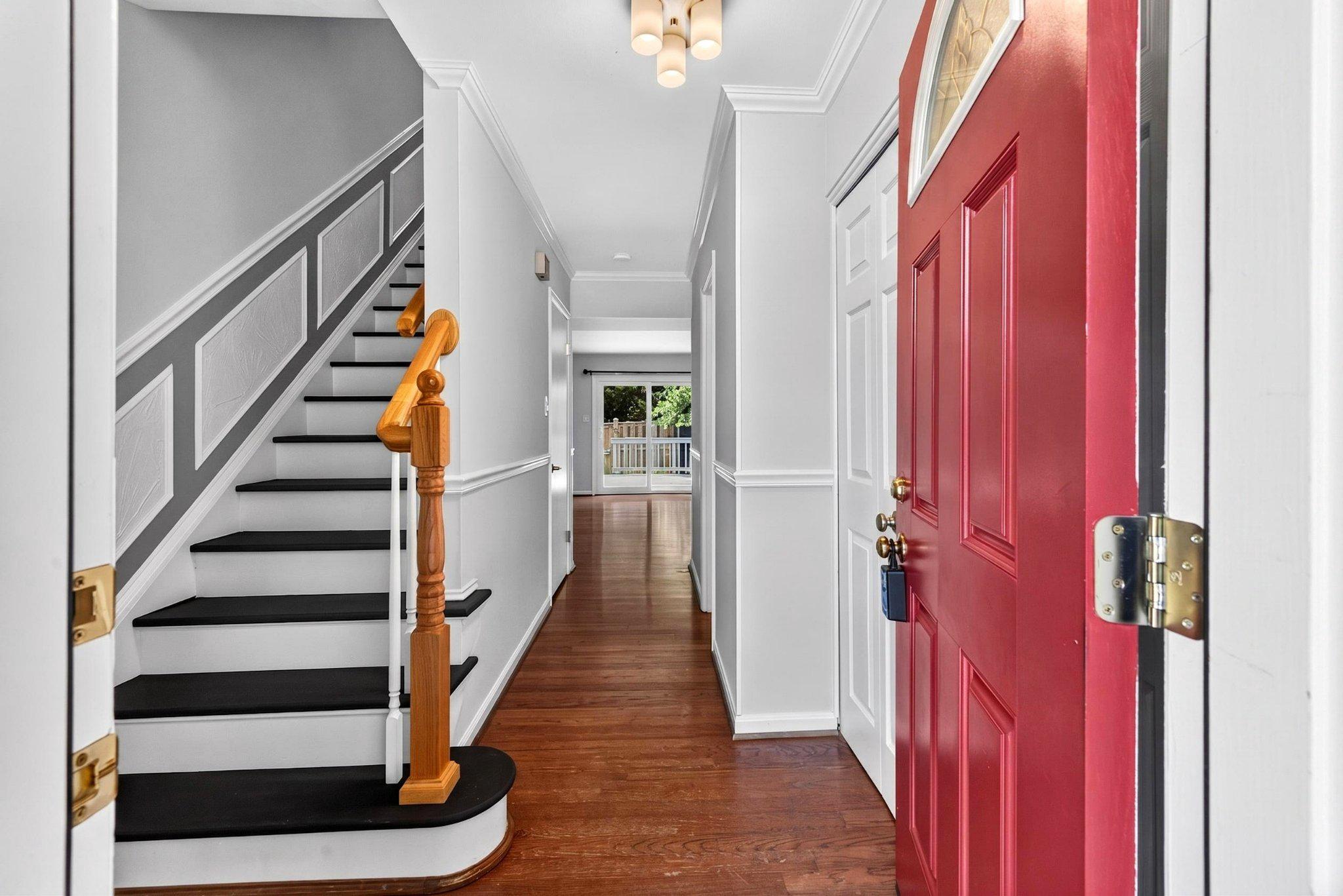 4 HONEY BROOK CIRCLE