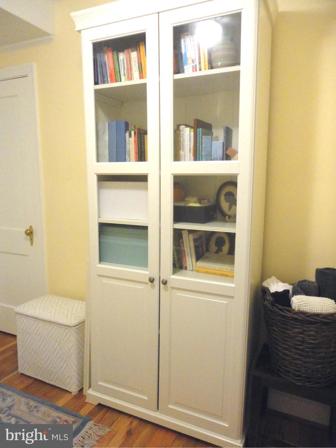 ARLINGTON VILLAGE - Residential Lease