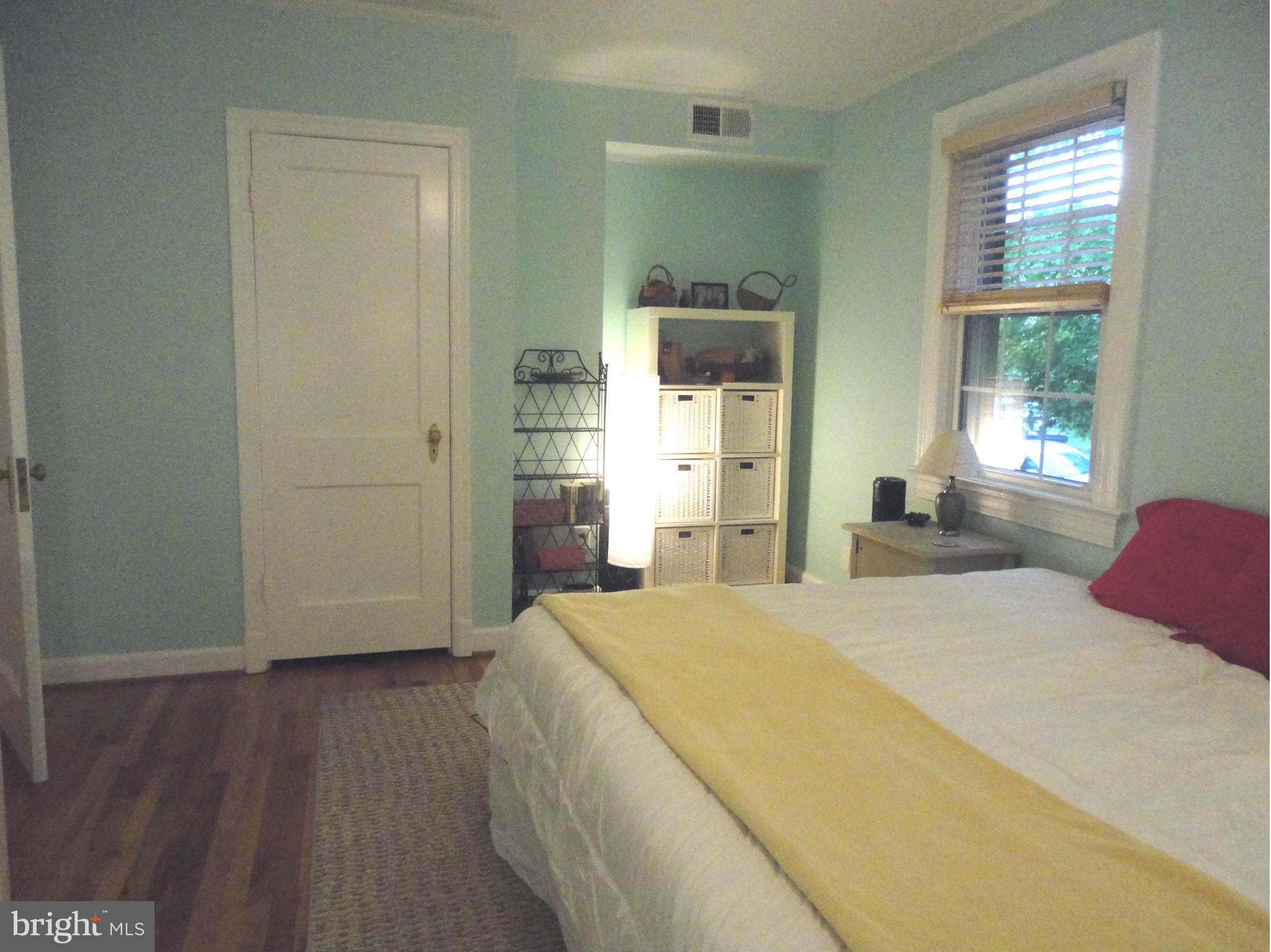 ARLINGTON VILLAGE - Residential Lease