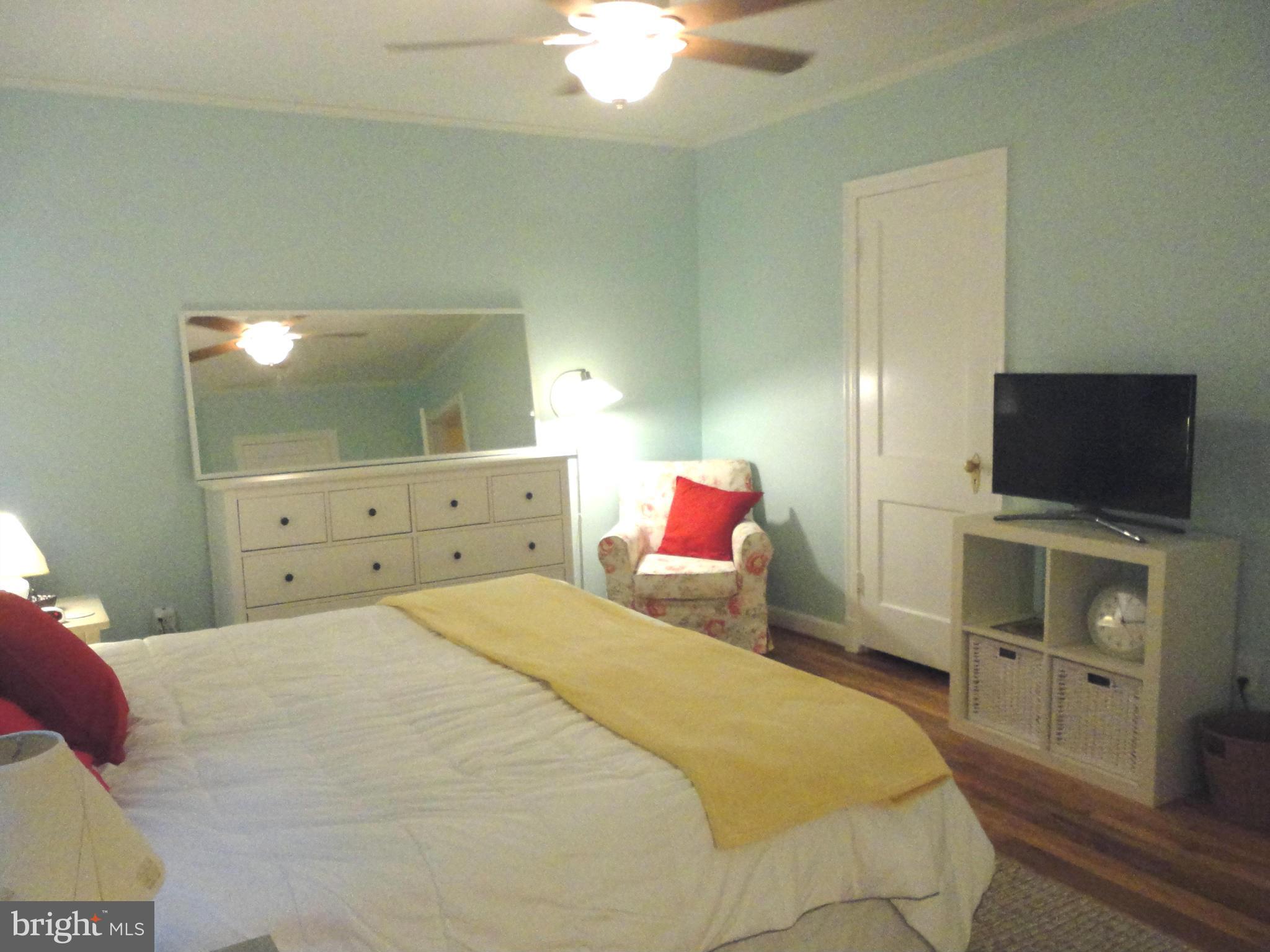 ARLINGTON VILLAGE - Residential Lease