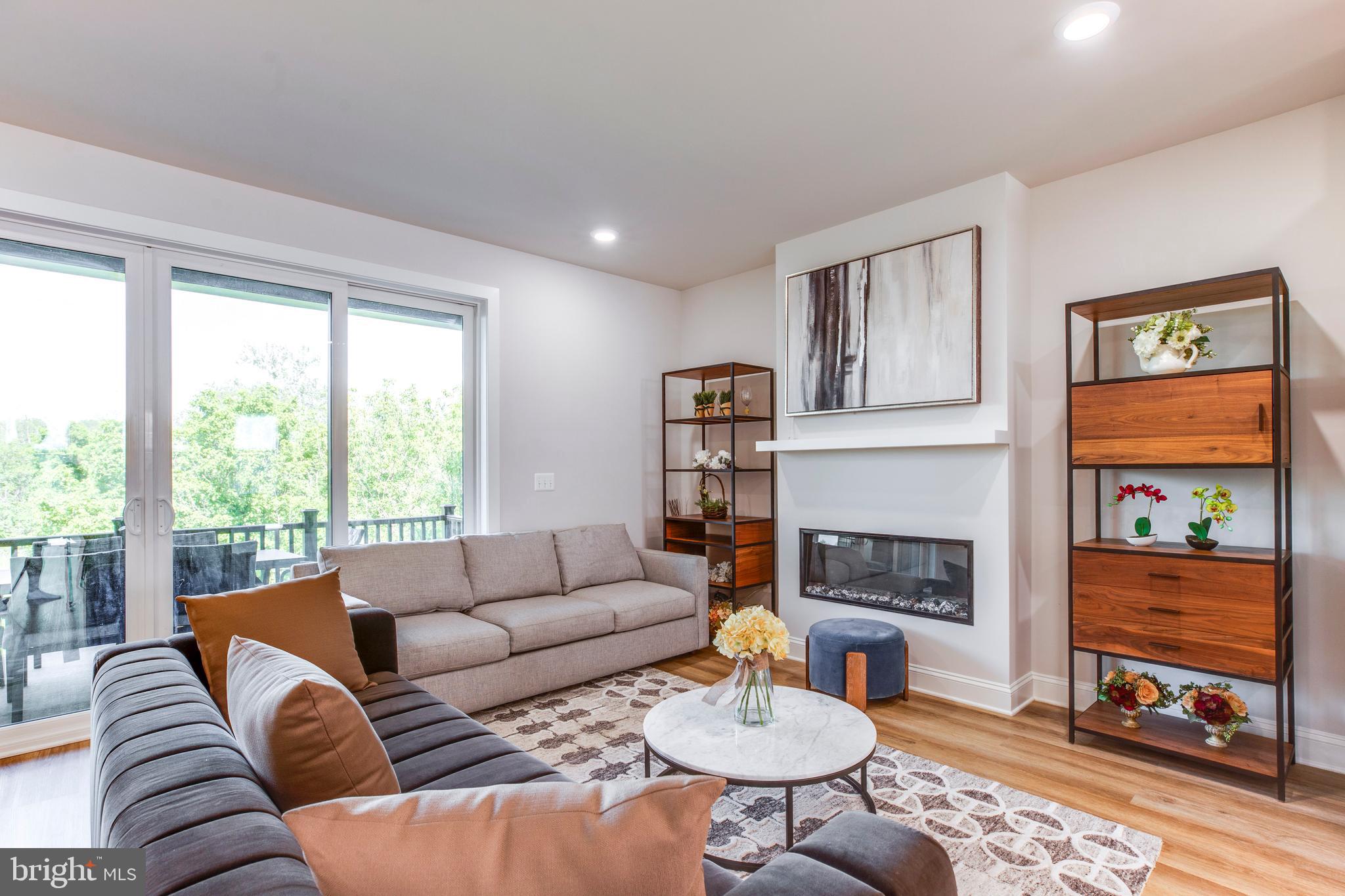 FOSTER'S GLEN - Residential