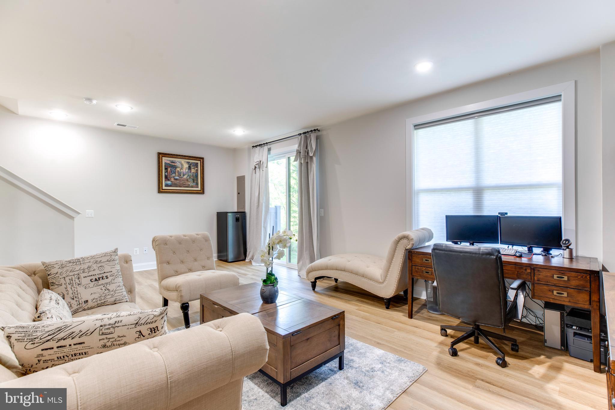 FOSTER'S GLEN - Residential