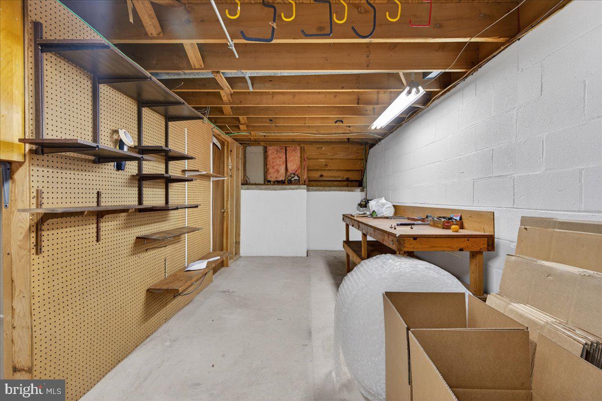 WILLOW GREENE - Residential