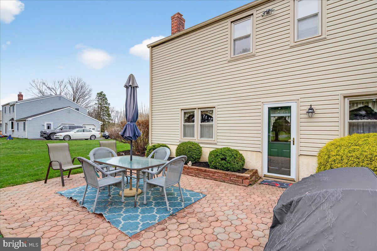 WILLOW GREENE - Residential