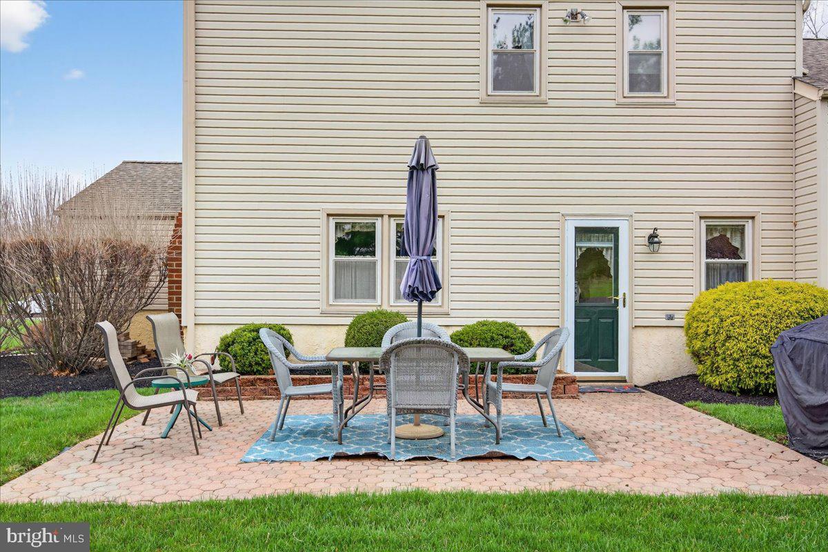 WILLOW GREENE - Residential