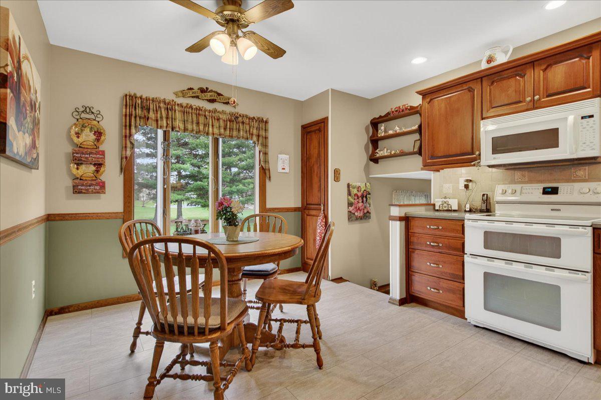 WILLOW GREENE - Residential