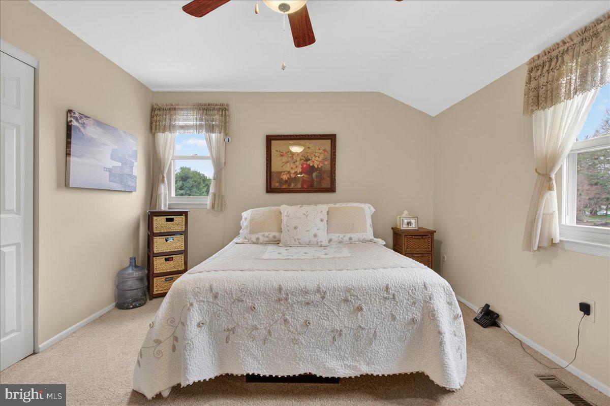 WILLOW GREENE - Residential