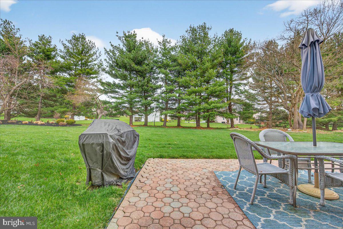 WILLOW GREENE - Residential