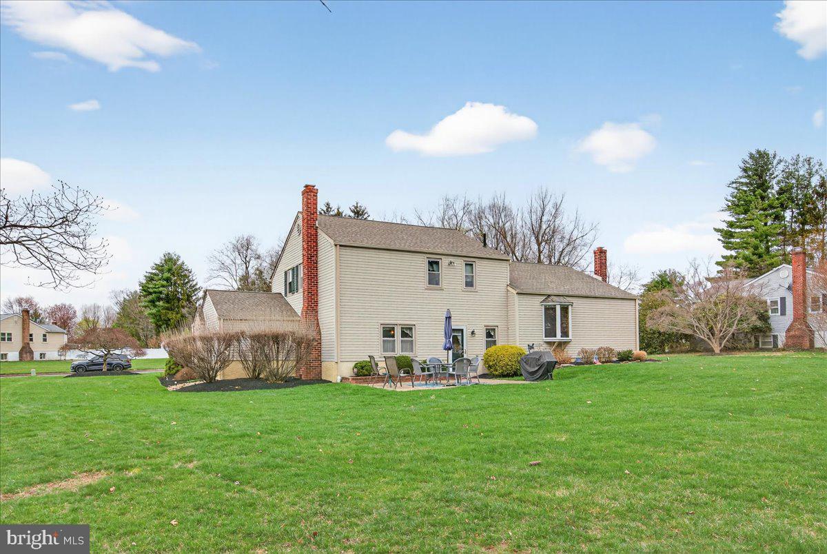 WILLOW GREENE - Residential