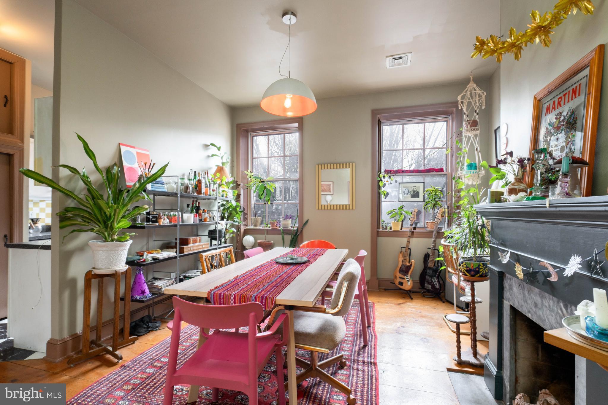 OLD CITY - Commercial Sale