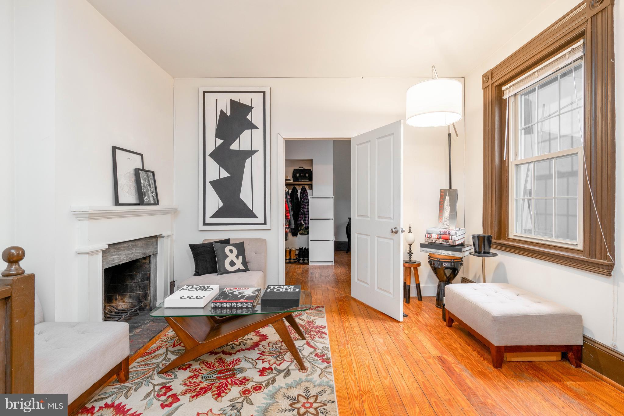 OLD CITY - Commercial Sale