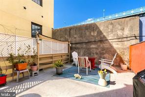 OLD CITY - Commercial Sale