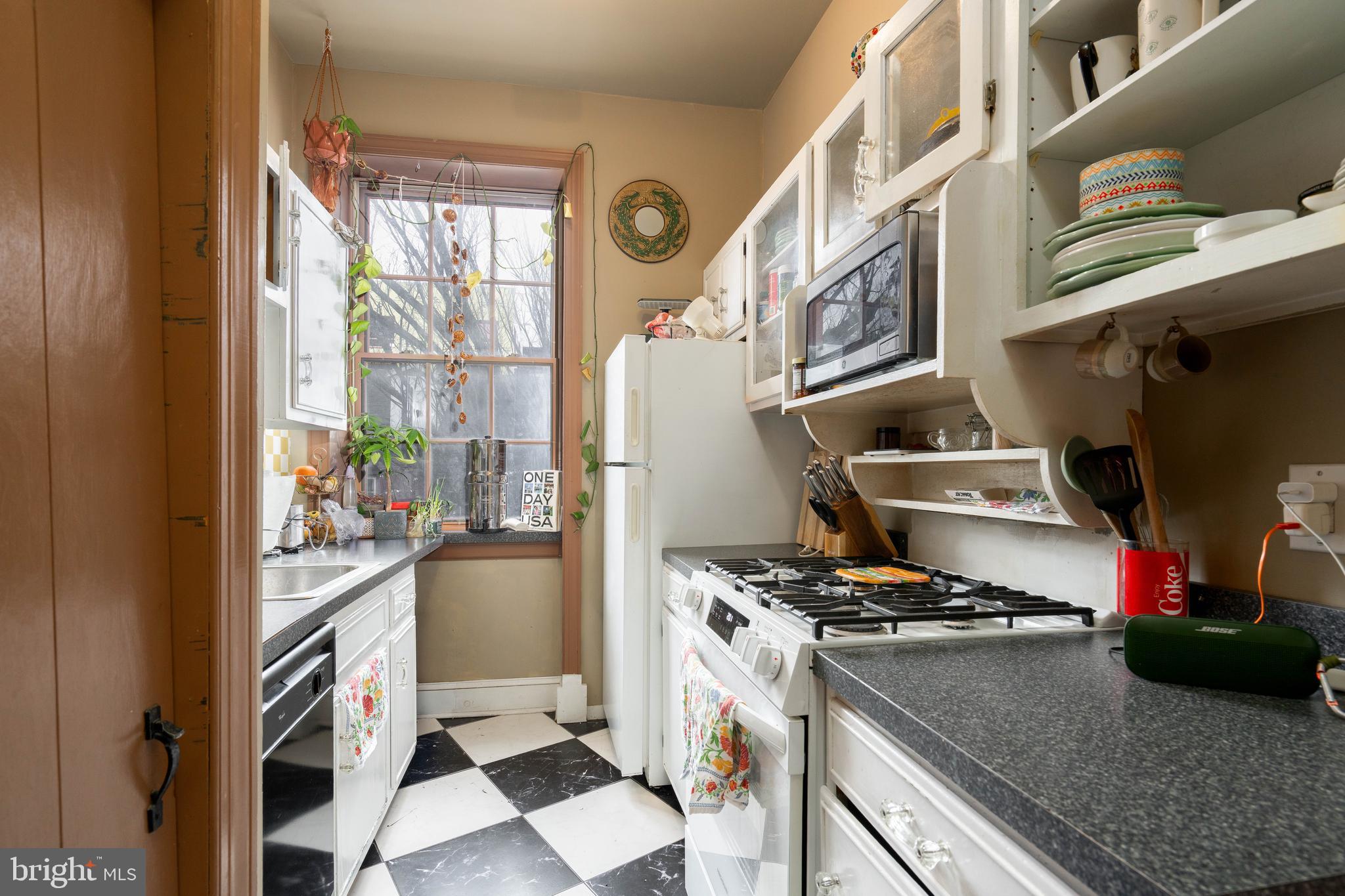 OLD CITY - Commercial Sale